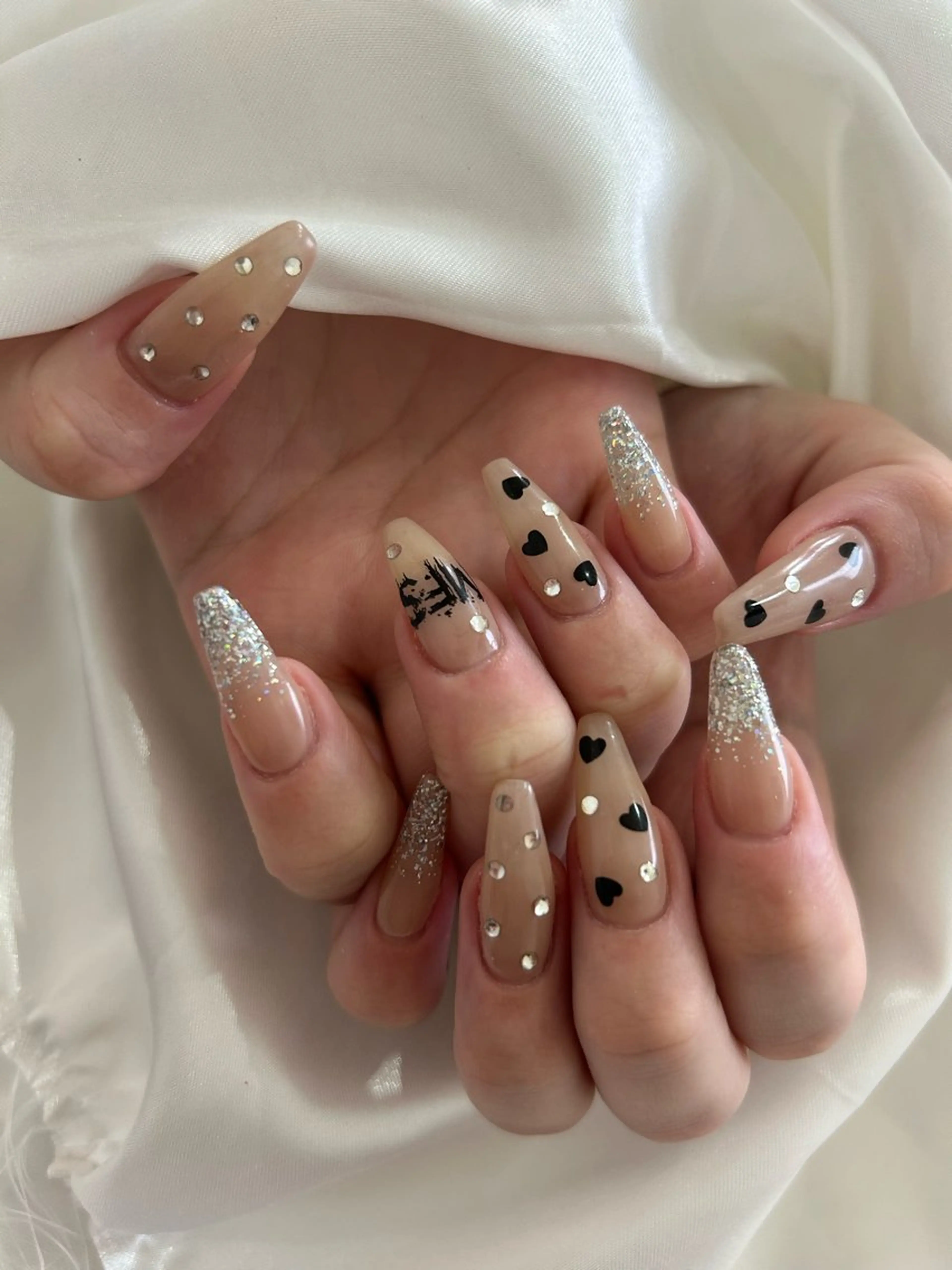 ロング Nailsalon Angeのネイルデザイン