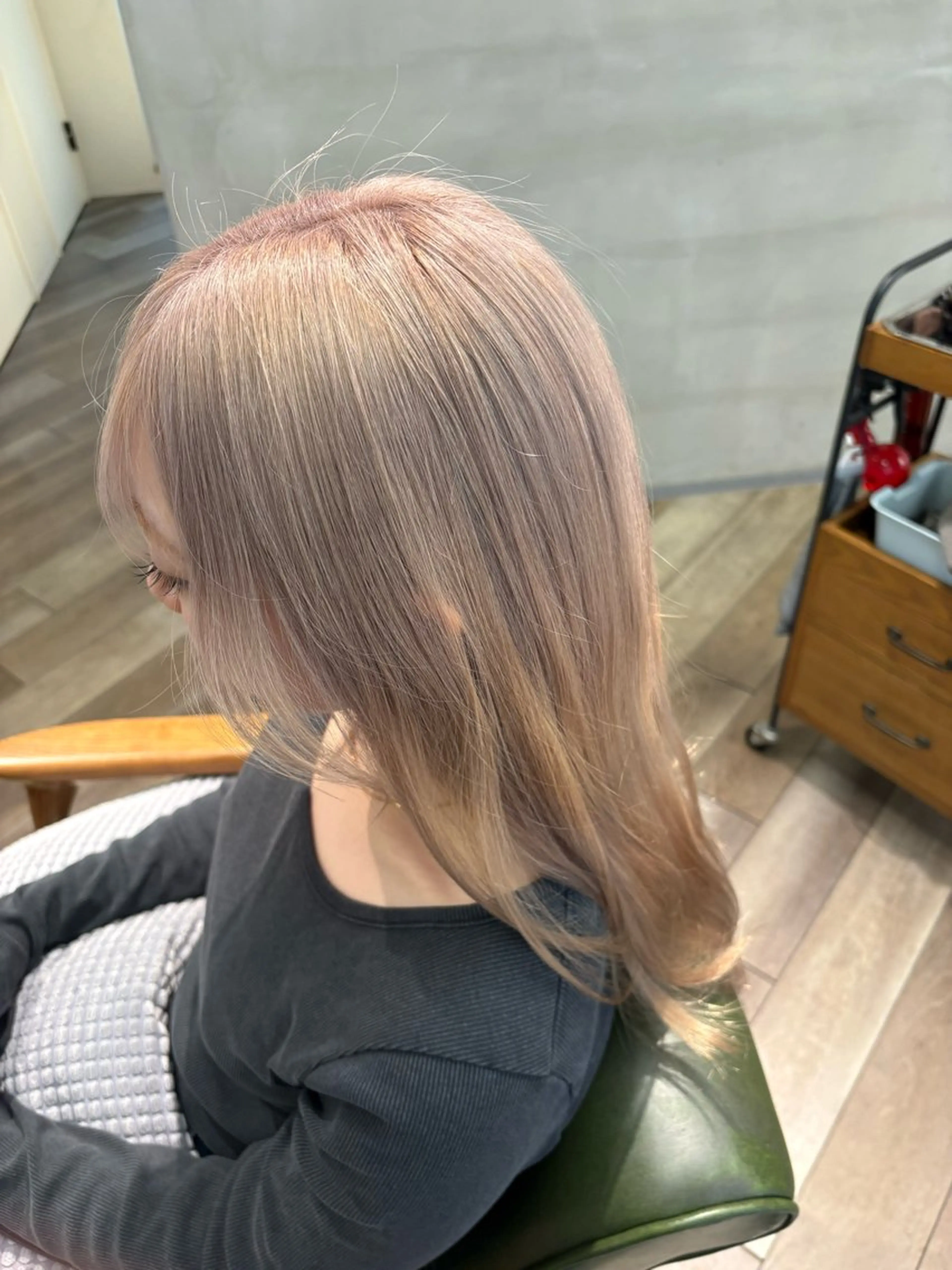 ロング カラー ヘアカラー 鮫島海斗☆レイヤー☆ ケアブリーチ☆パーマのヘアスタイル