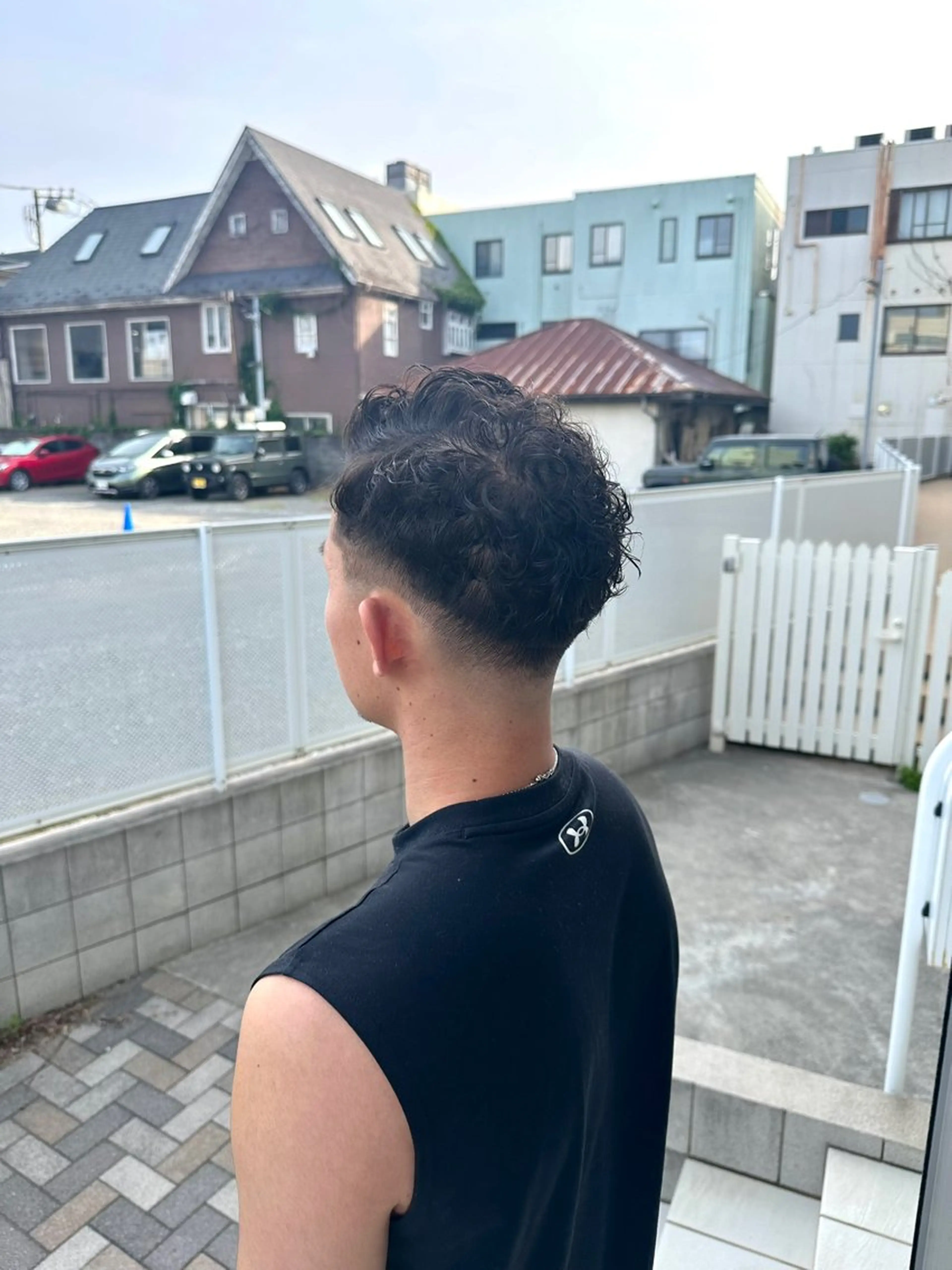 ショート パーマ メンズ フェードカット スキンフェード メンズパーマ達人/ フェード/イツキのヘアスタイル