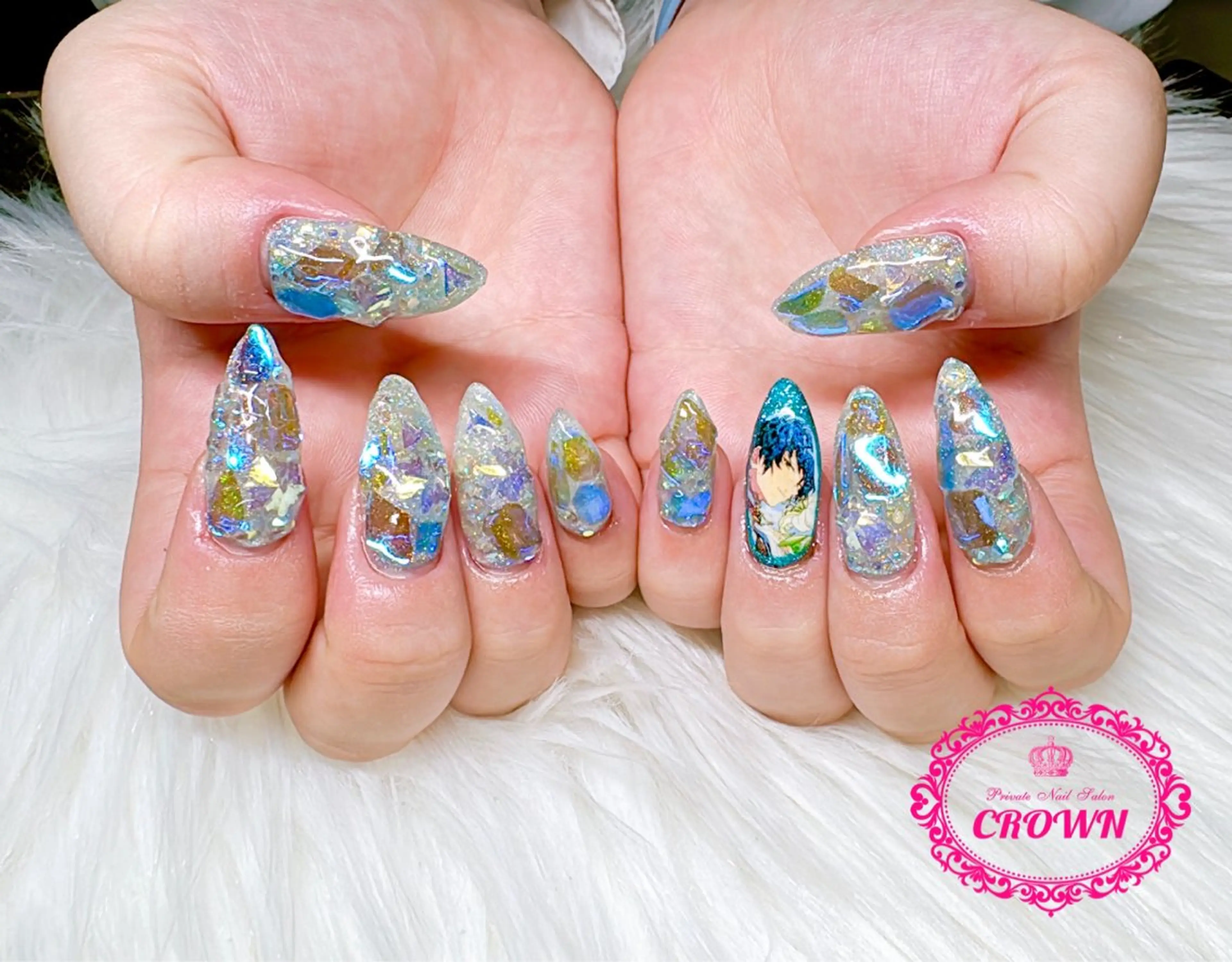 ネイル CROWN プライベートサロンのネイルデザイン