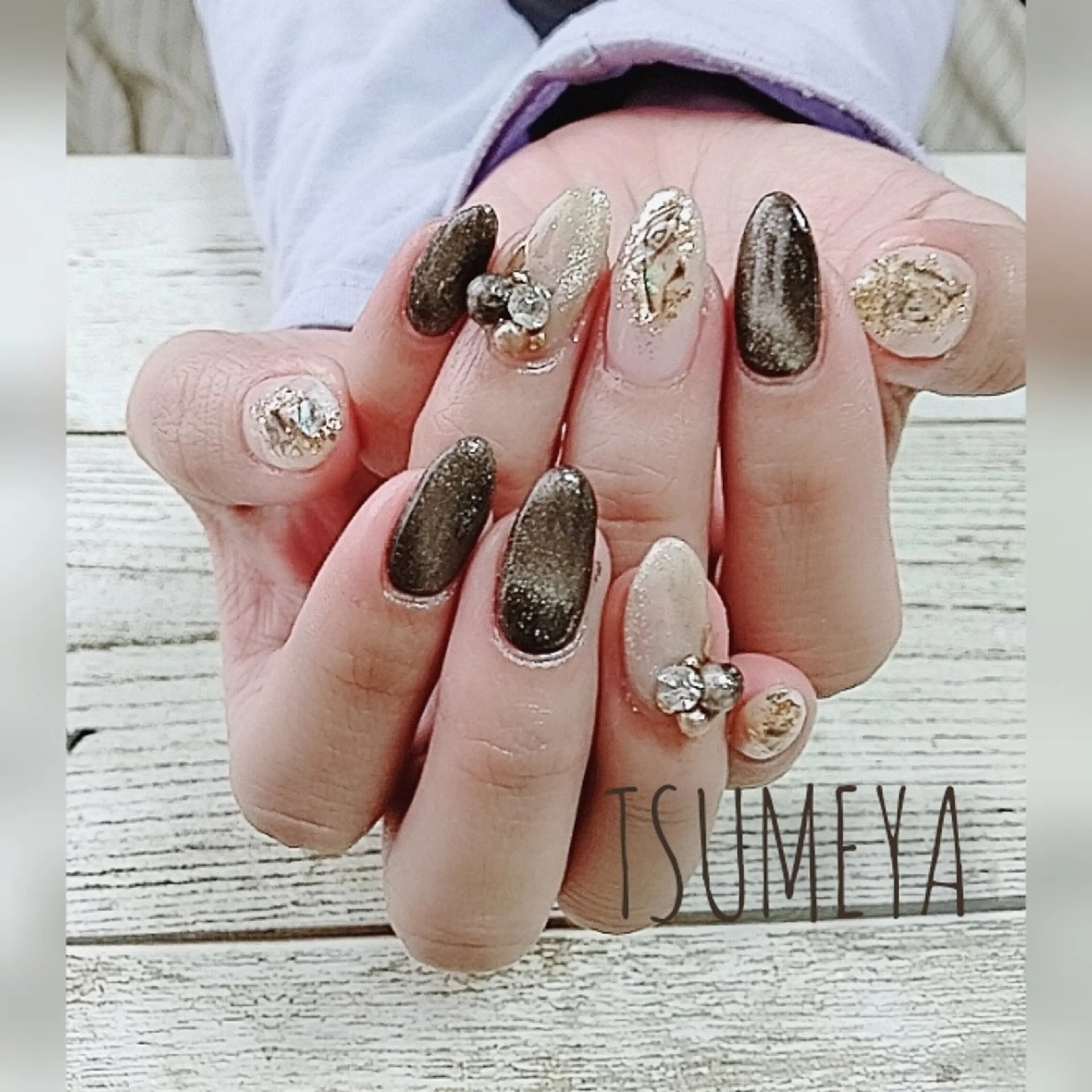 ネイル ブラウン マグネットネイル ハンドネイル _TSUMEYA _のネイルデザイン