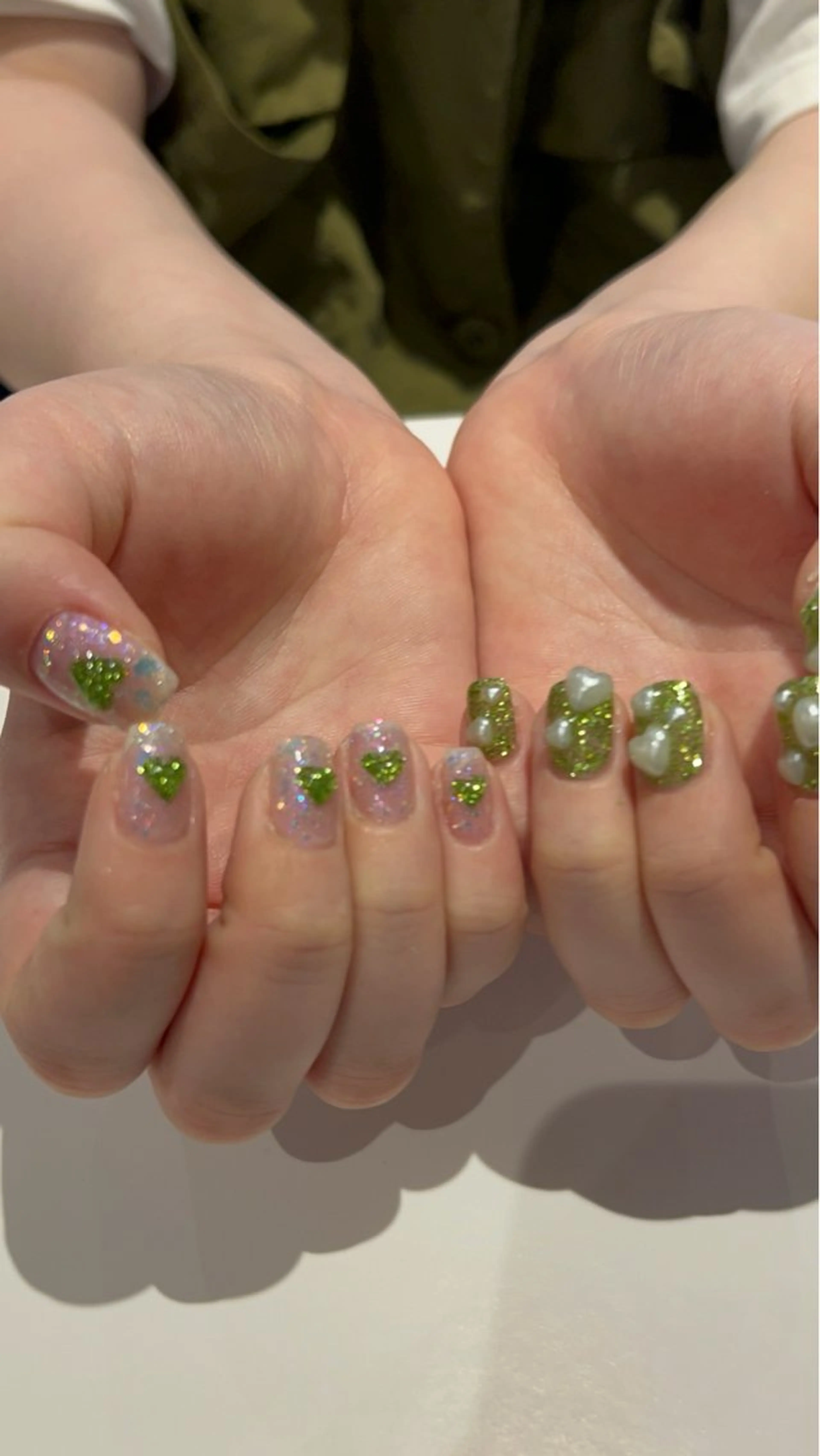 ネイル グリーン ハンドネイル plume. noaのネイルデザイン
