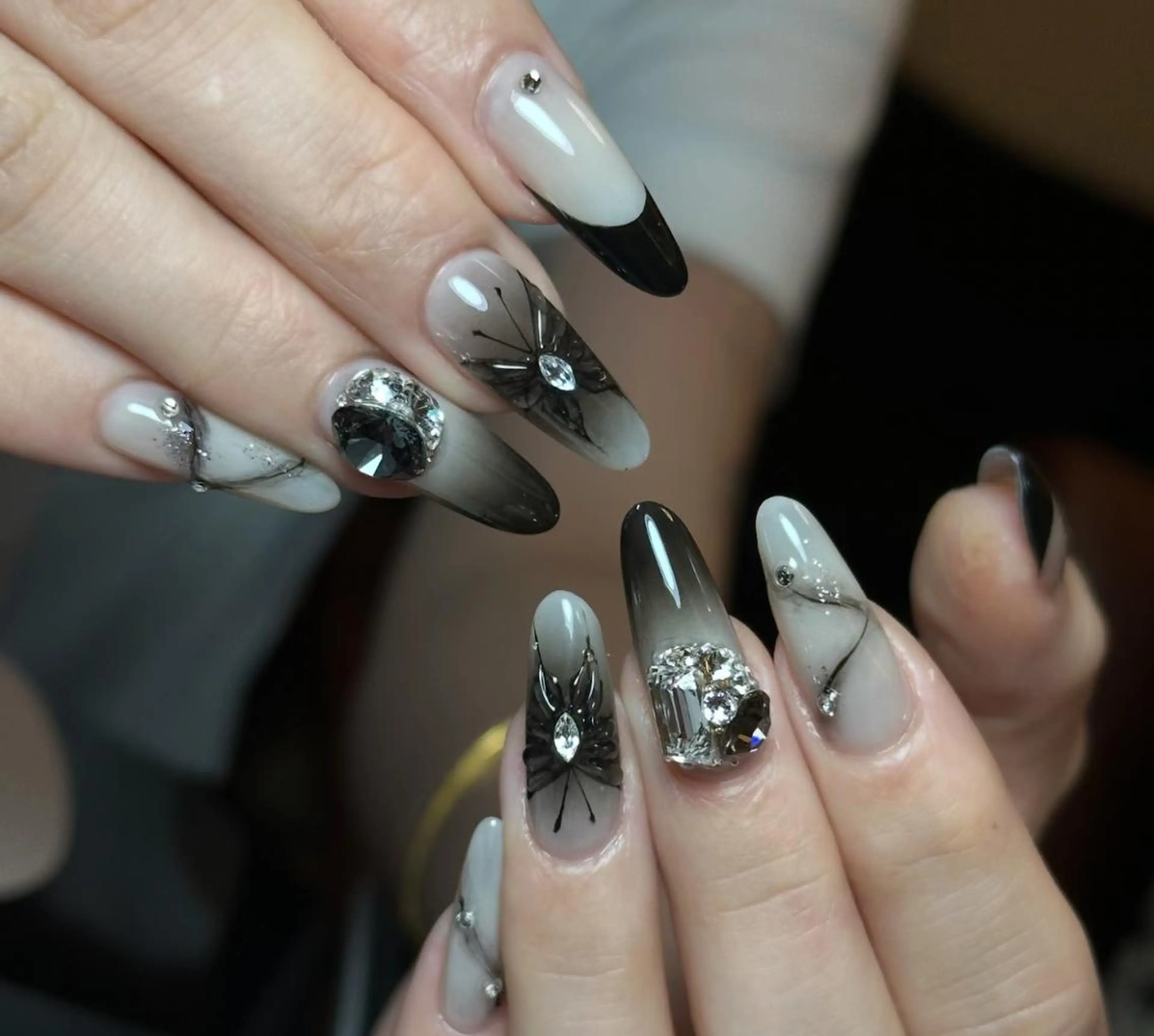 ネイル ハンドネイル 🎀 UU_nailのネイルデザイン