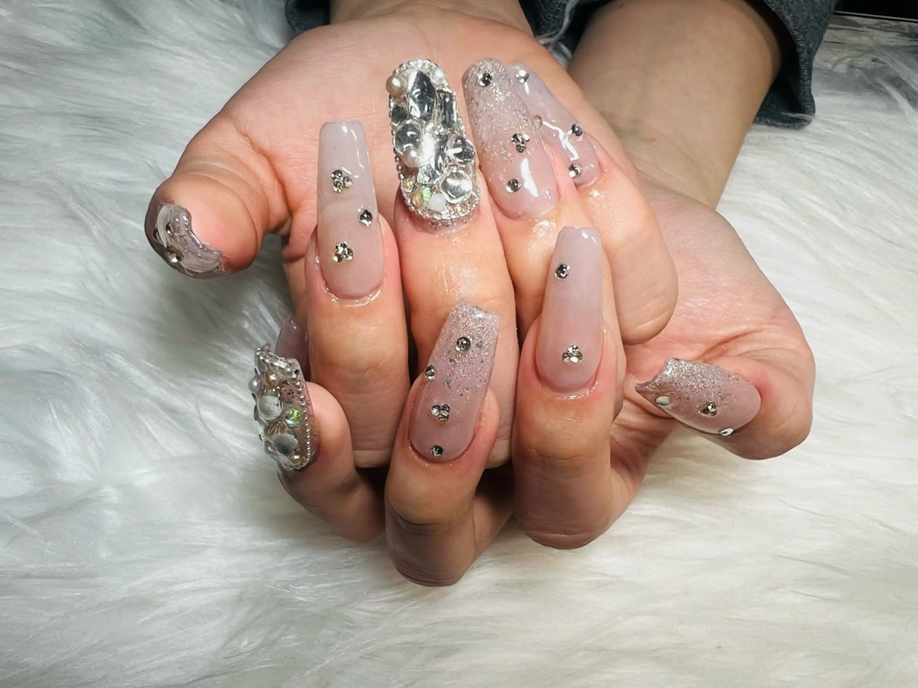 ネイル 成人式 Ruana Nailのネイルデザイン