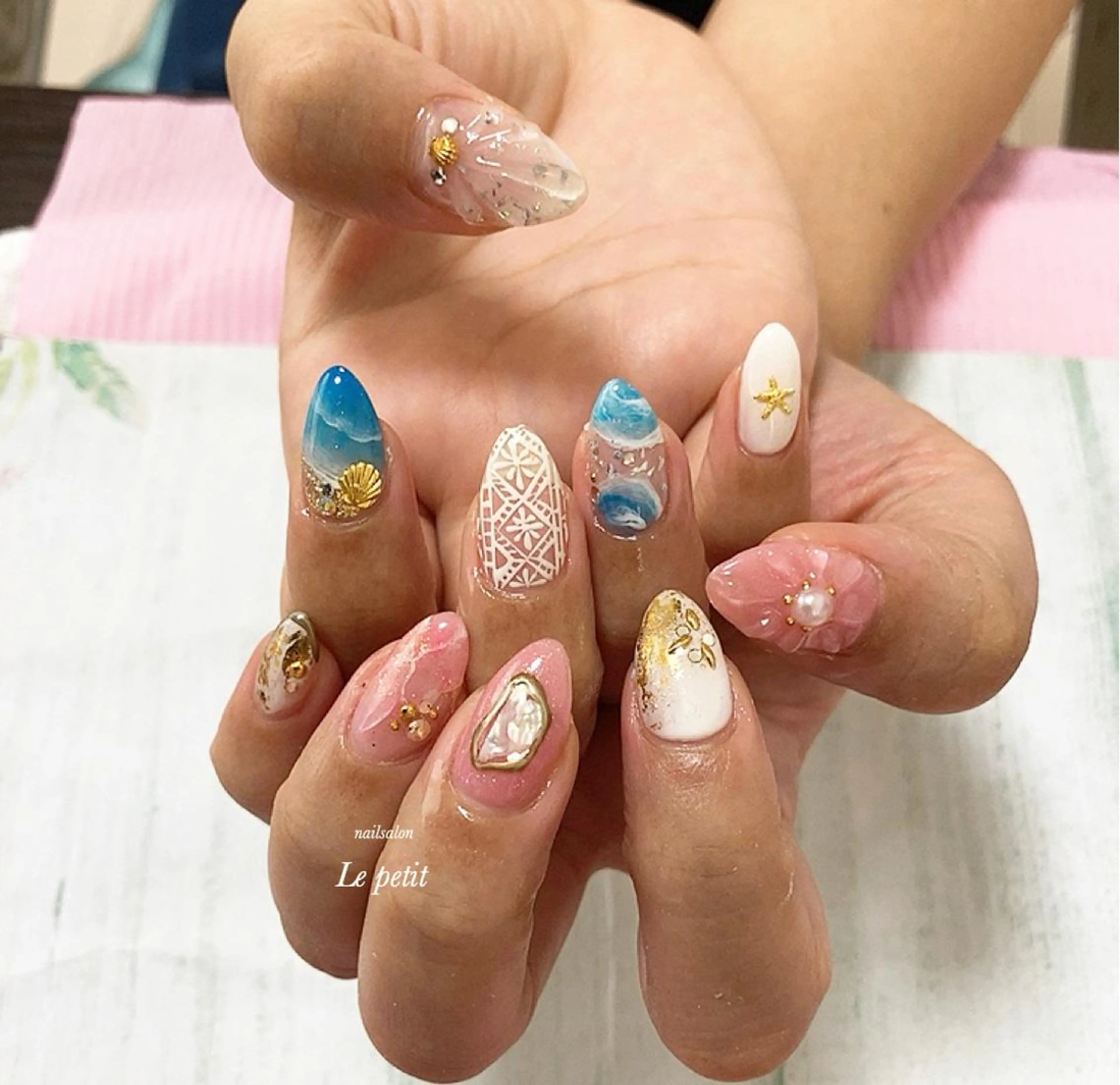 ネイル 石野 広佳のネイルデザイン