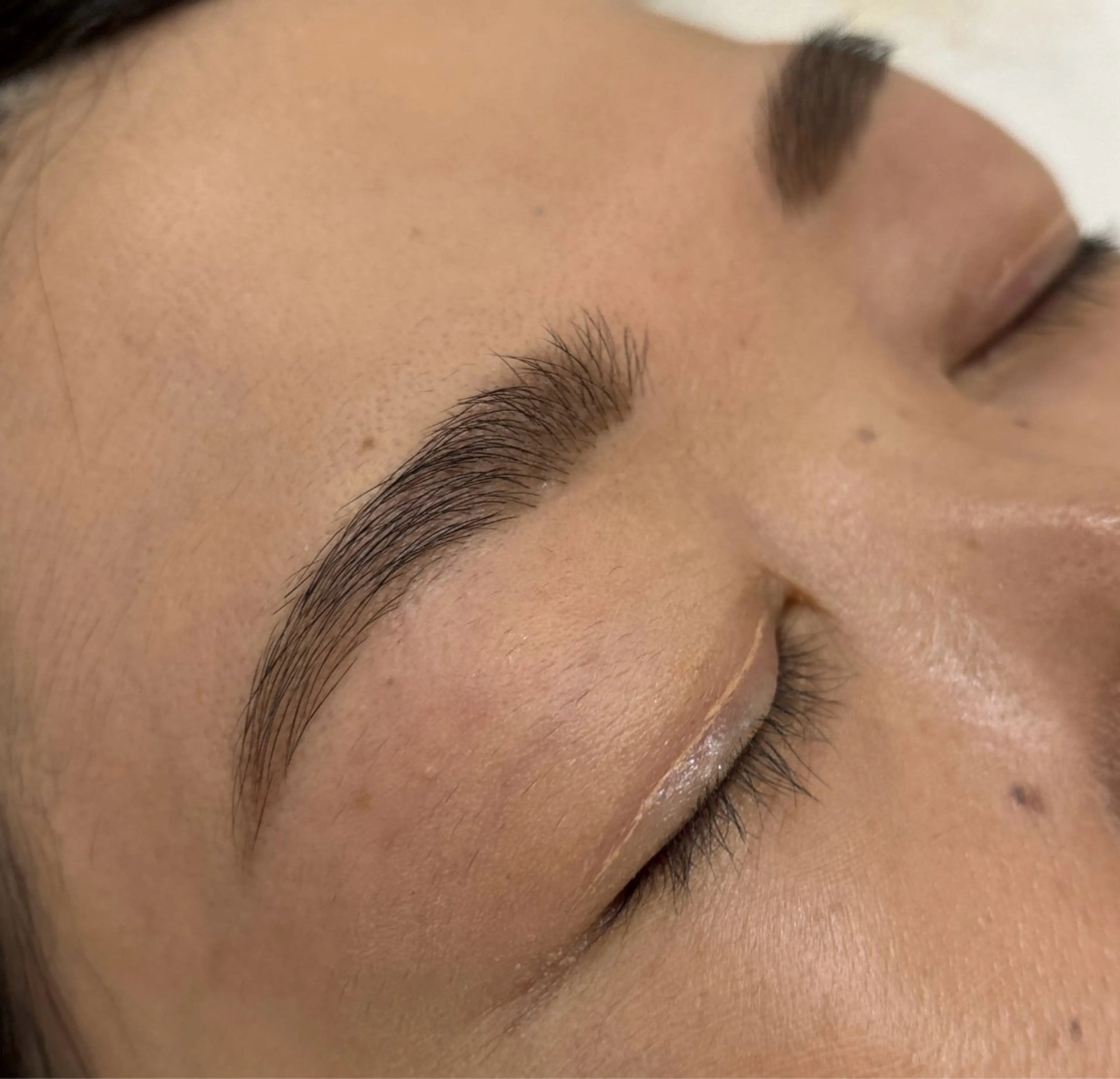 アイブロウ en_by ku-to所属・en_ Nanamiのマツエク・マツパデザイン