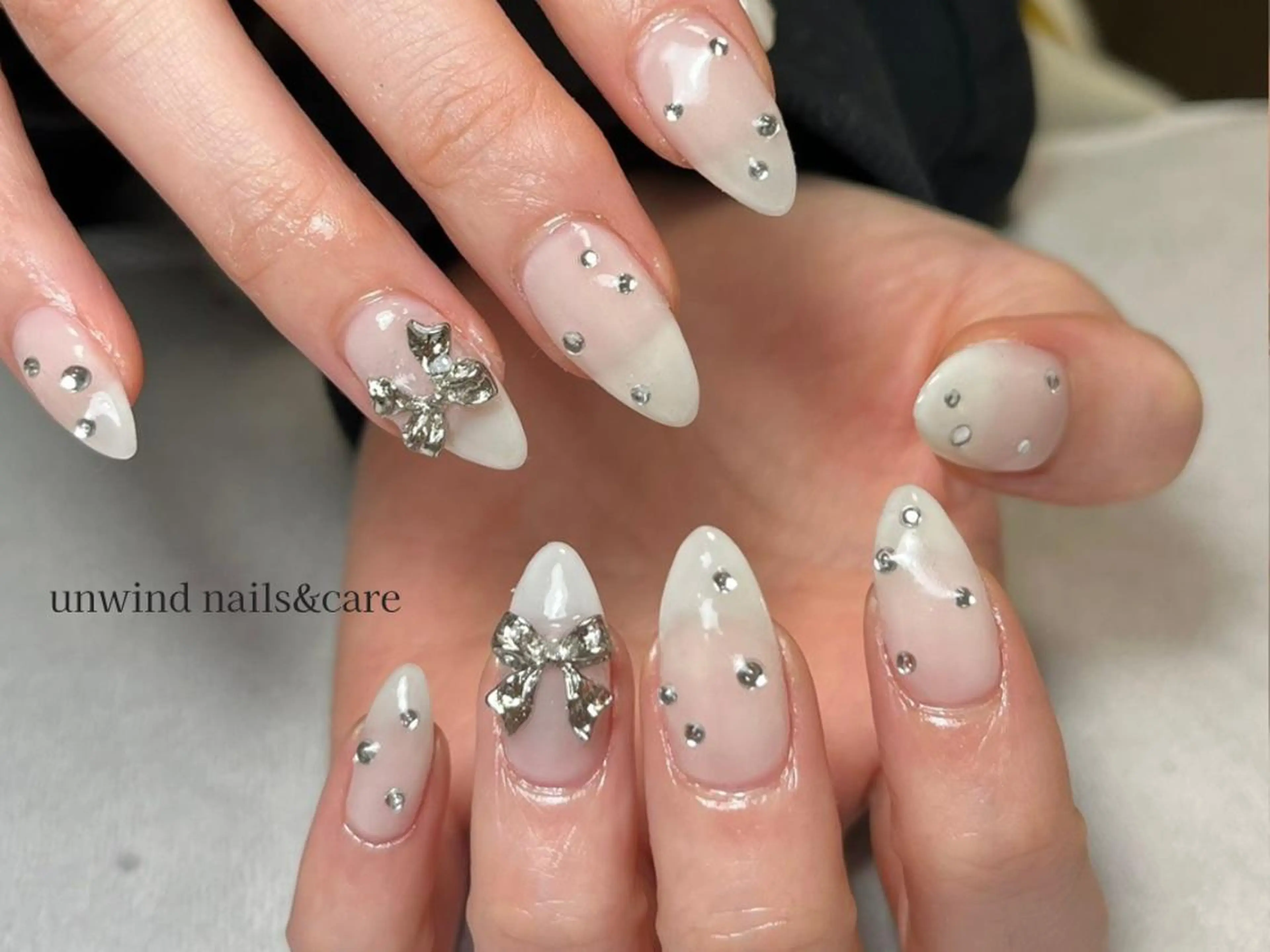 ネイル 𝕄𝔸𝕀 ┊︎unwindのネイルデザイン