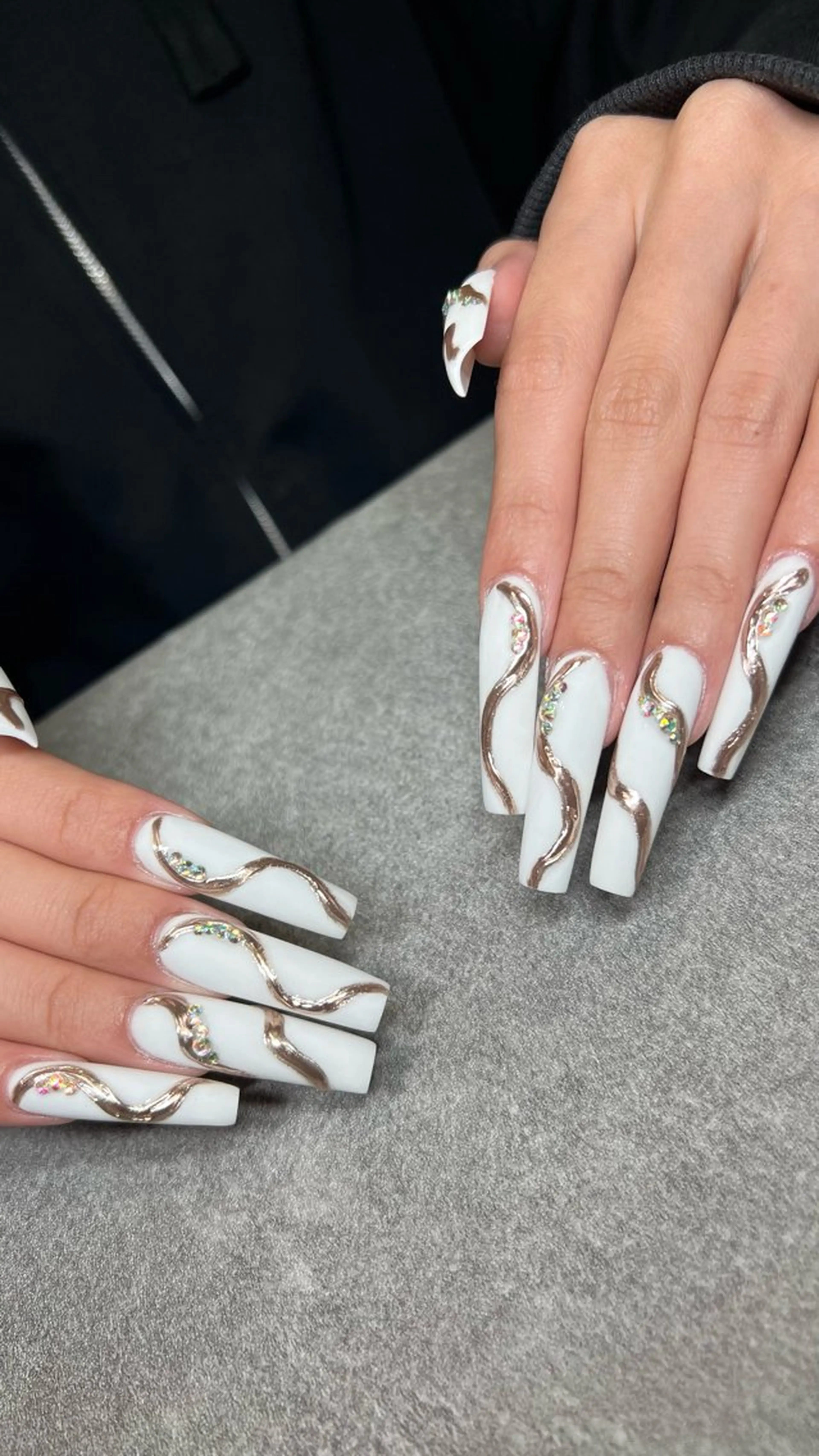 ネイル 𝐧𝐚𝐢𝐥 𝐌𝐢𝐖𝐢𝐢のネイルデザイン