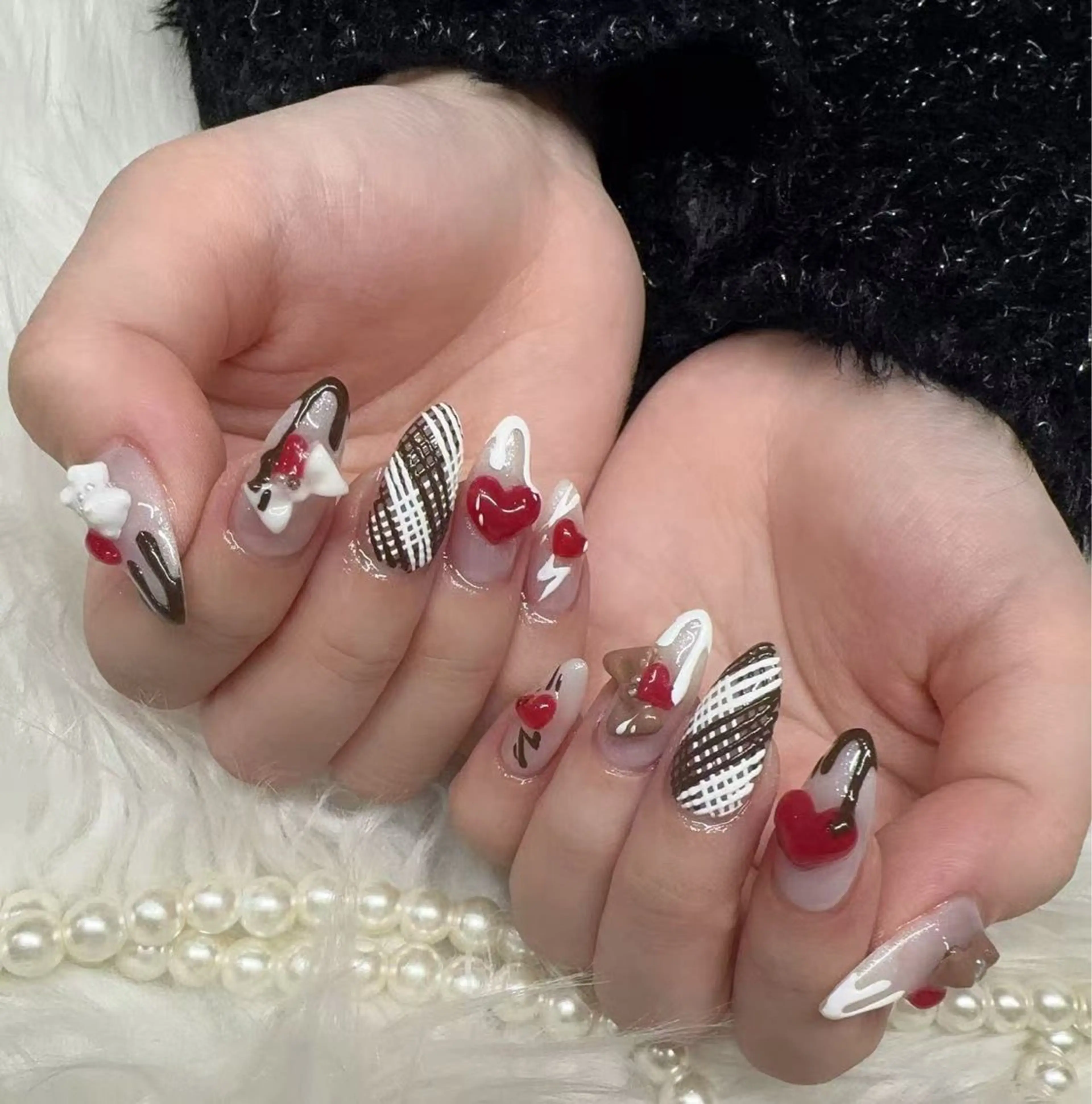 ネイル バレンタイン Fukuda シュウのネイルデザイン