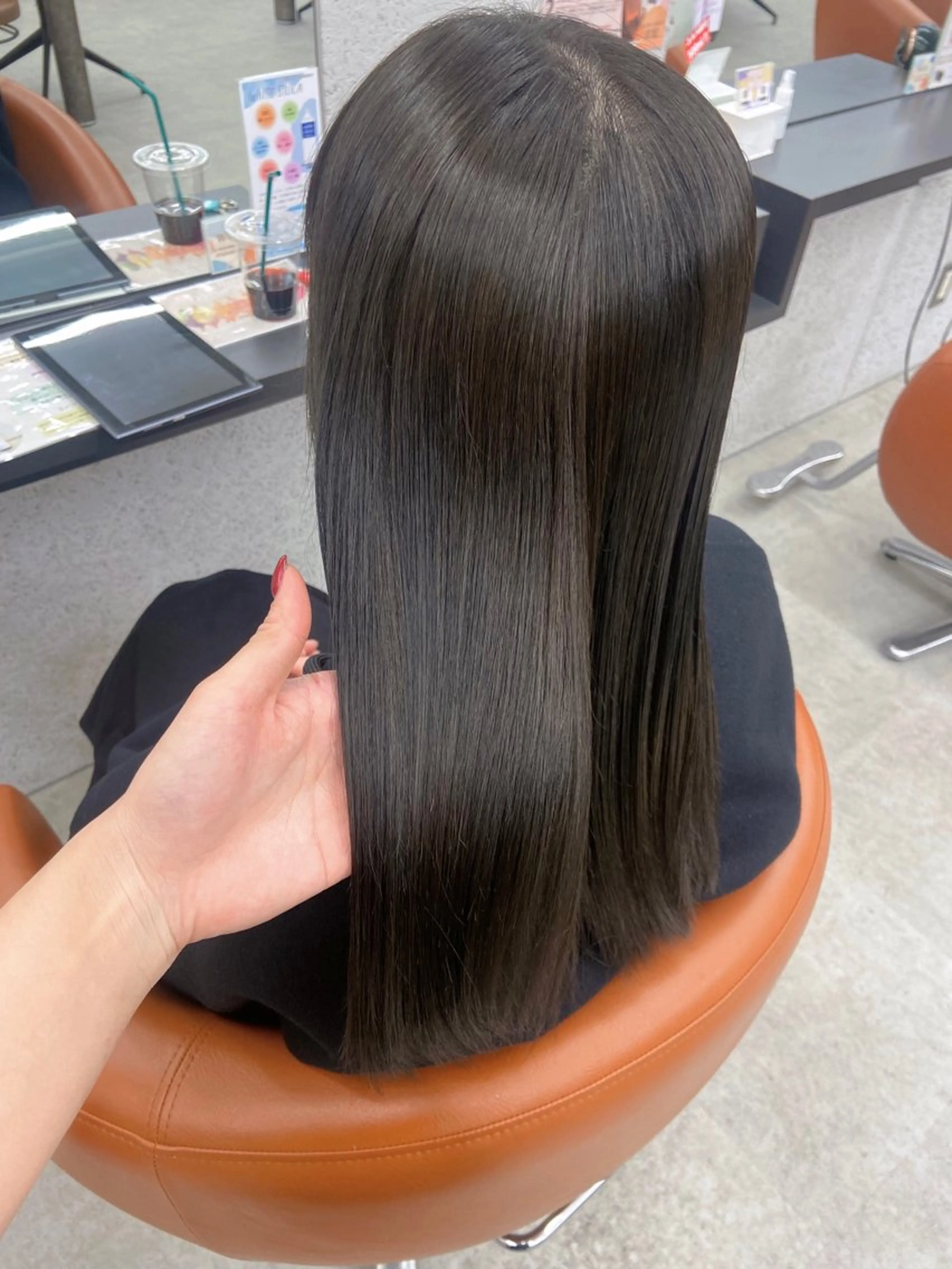 ロング カラー ヘアカラー トリートメント 高松 沙耶のヘアスタイル