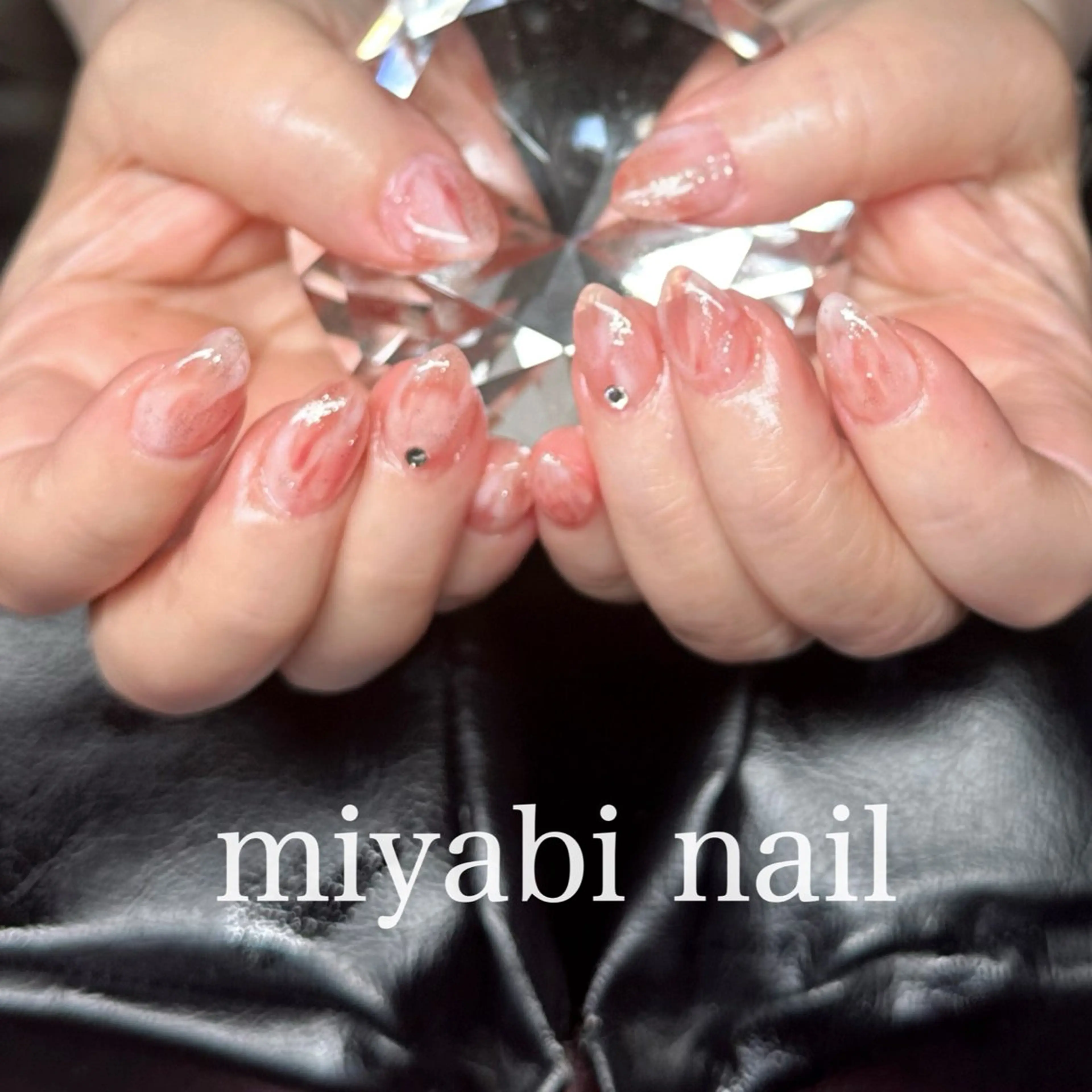 ネイル アートネイル ジェルネイル キラキラネイル 持ち込み ニュアンスネイル ハンドネイル miyabi nail 桂川駅近くのネイルデザイン