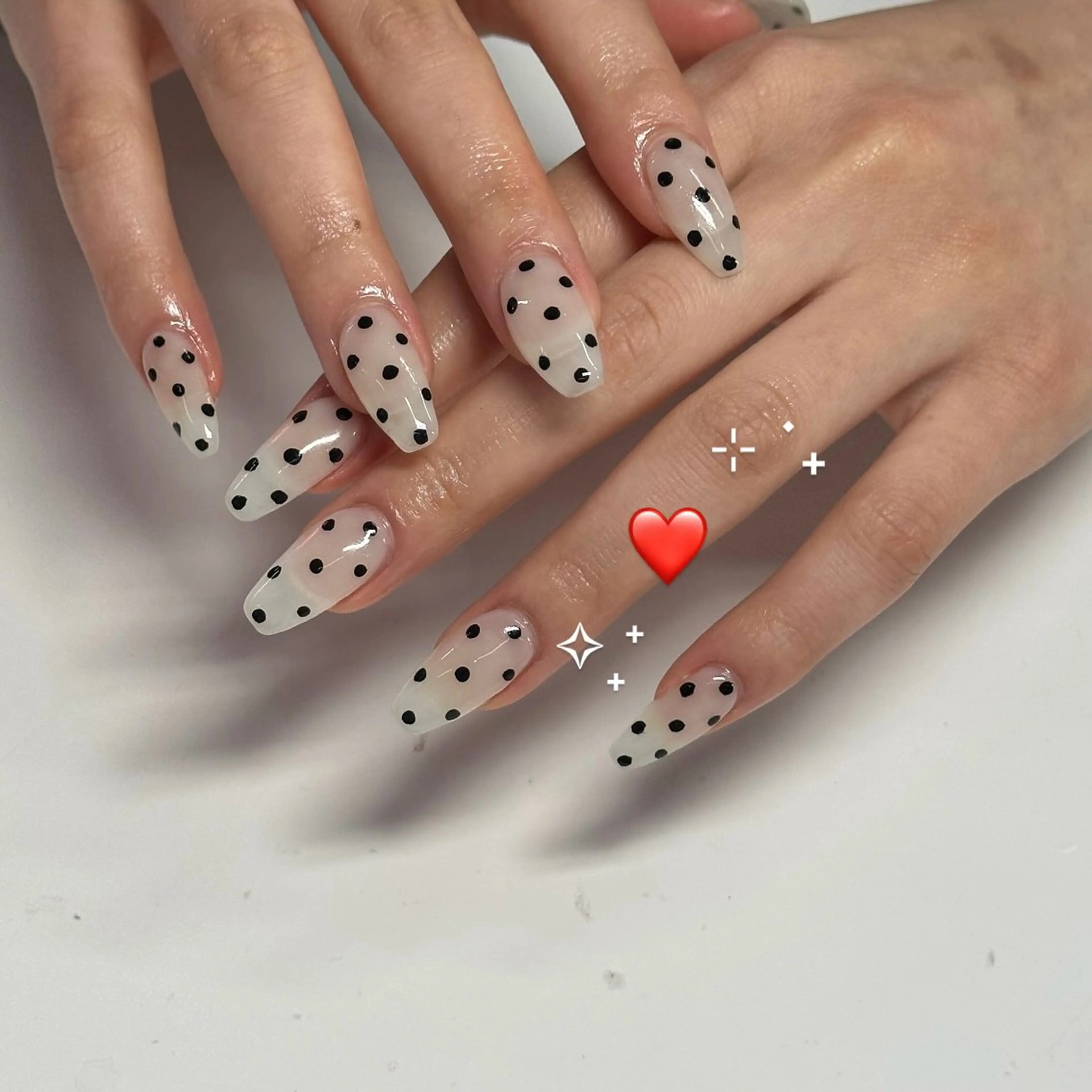 ネイル ドット ハンドネイル WOLTOKYO渋谷 yunaのネイルデザイン