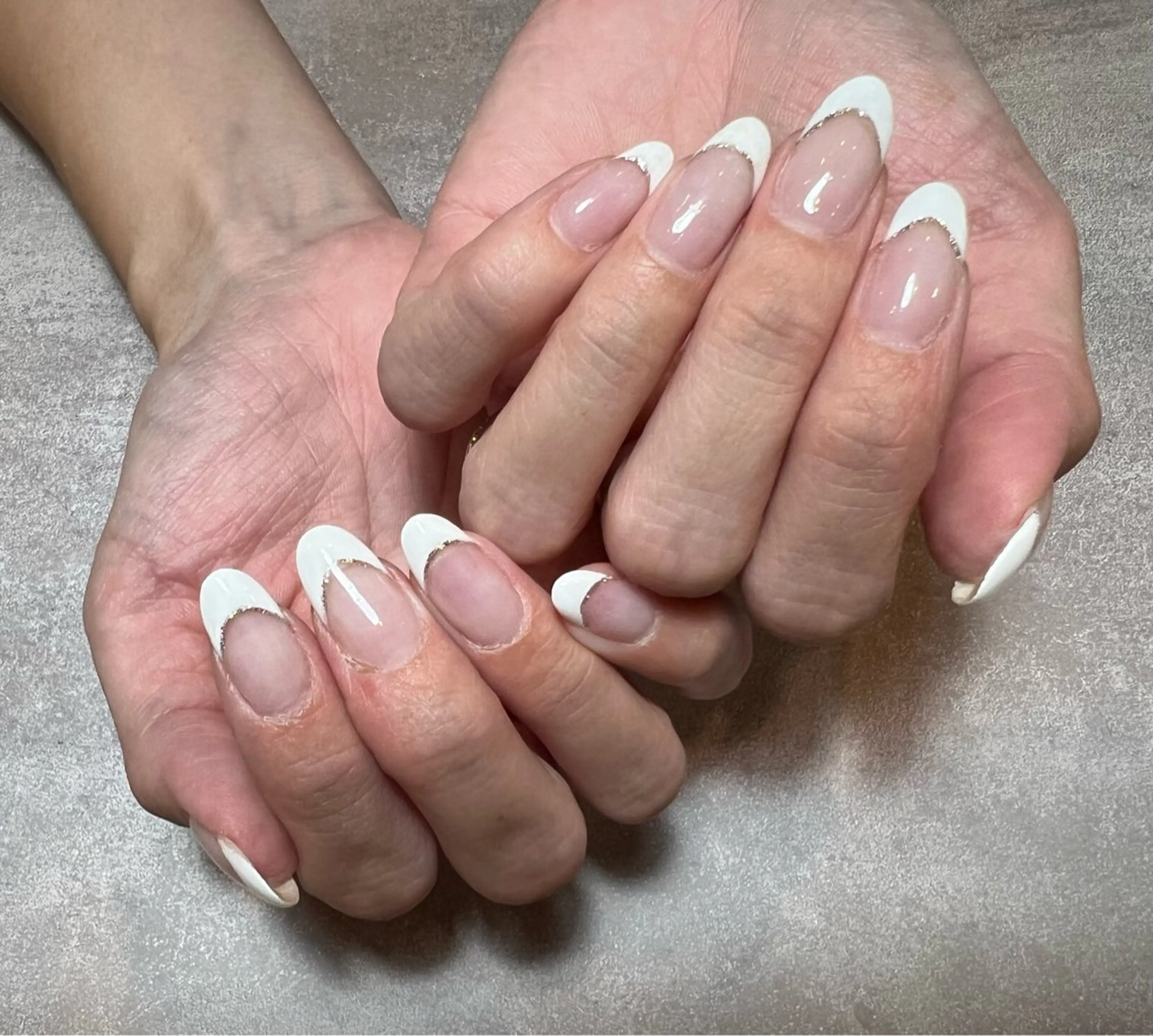 ネイル フレンチネイル twin .のネイルデザイン