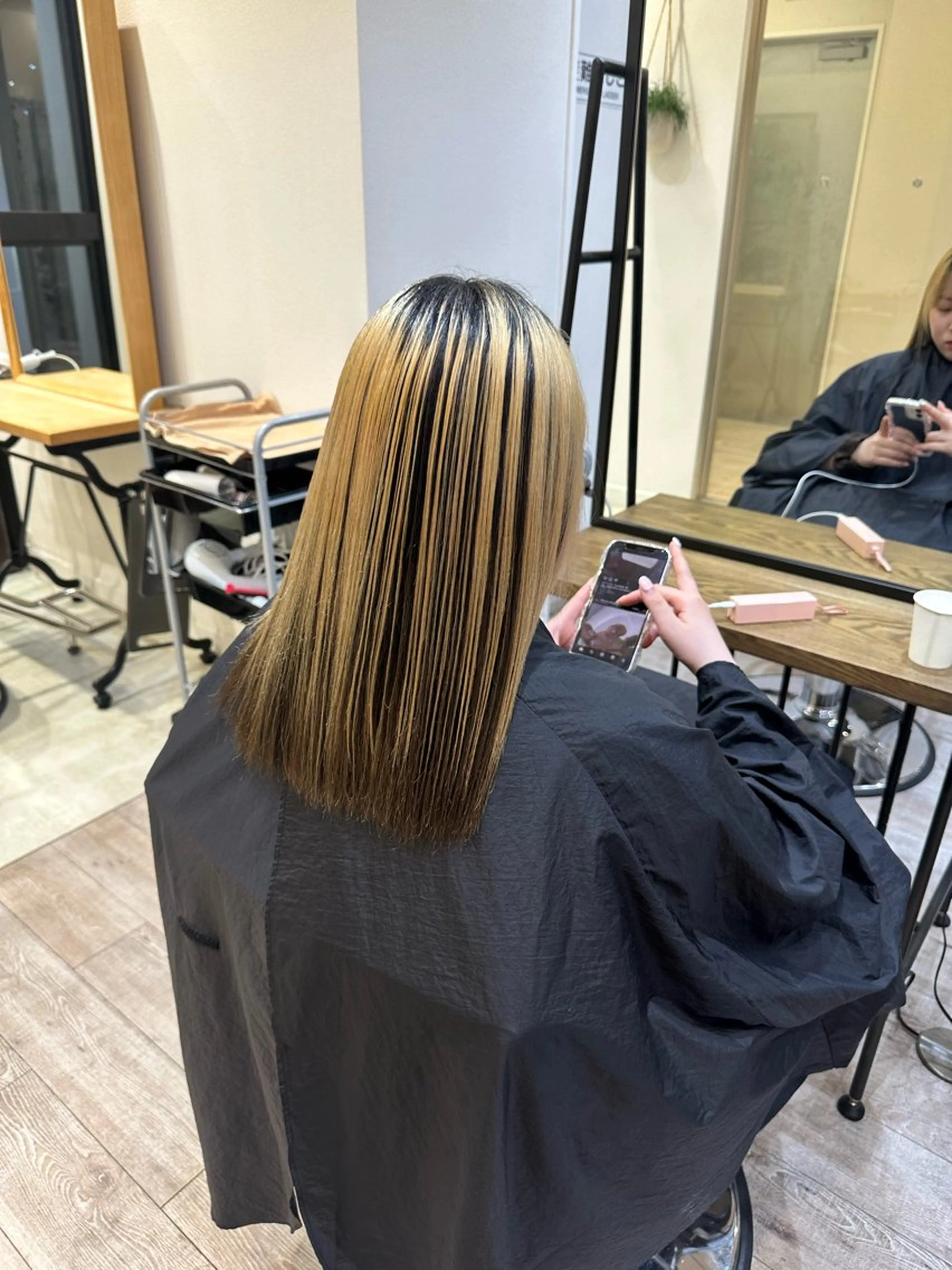 ロング 縮毛矯正 amber池袋所属・美髪矯正・ブリーチ 矯正🫧秋元ゆたかのヘアスタイル