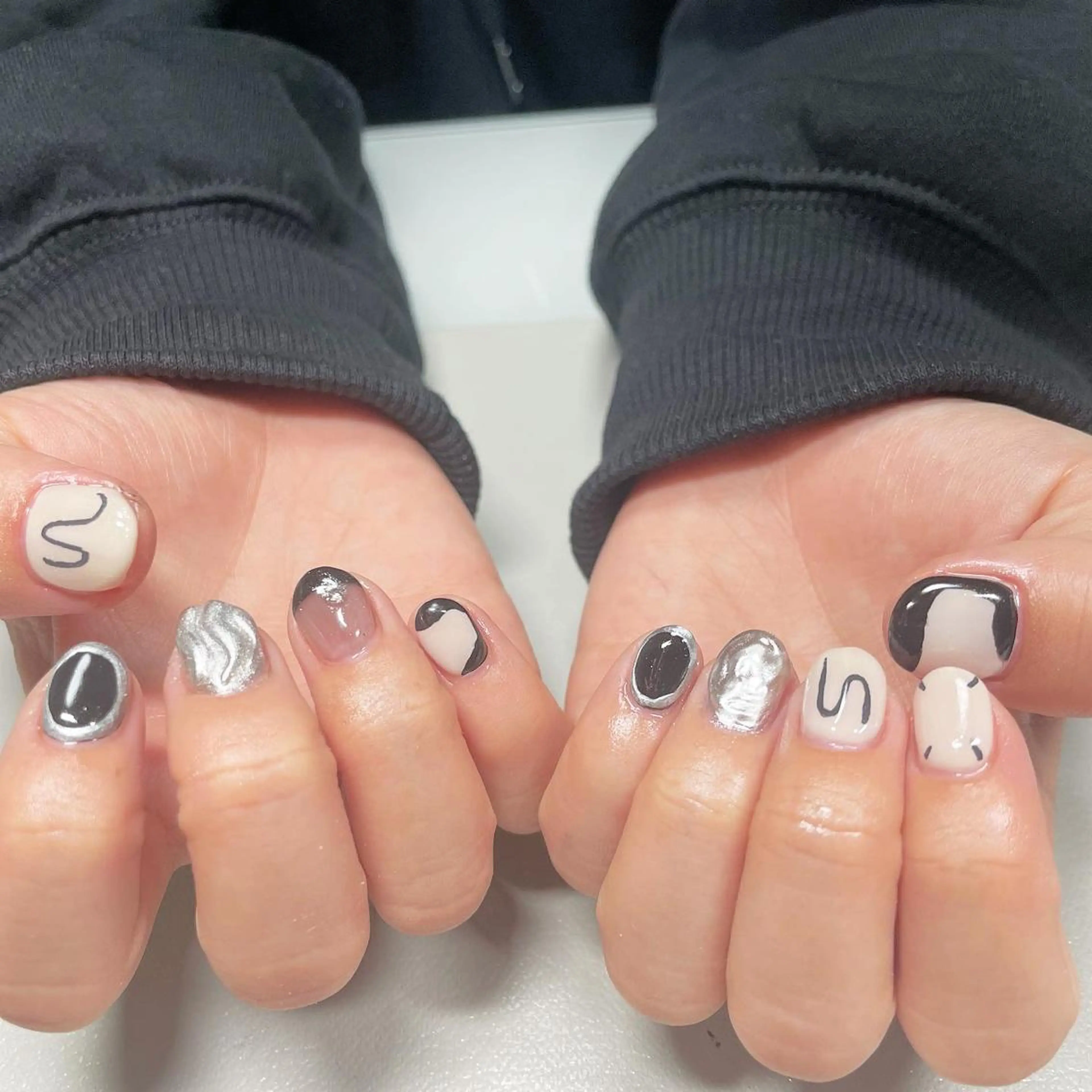 ネイル 加瀬 アンジェリーのネイルデザイン