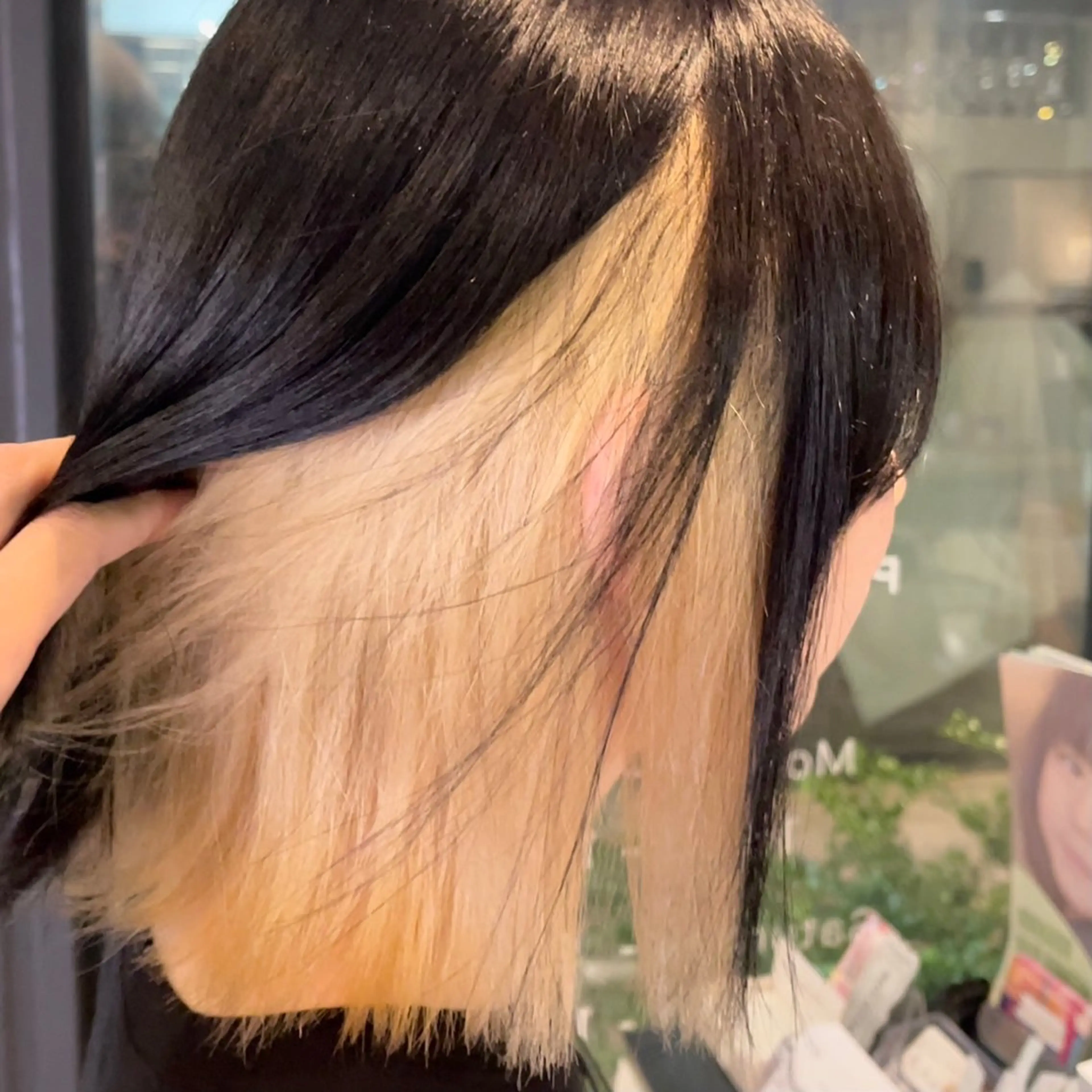 カラーモデル、インナーカラー+トリートメントの写真