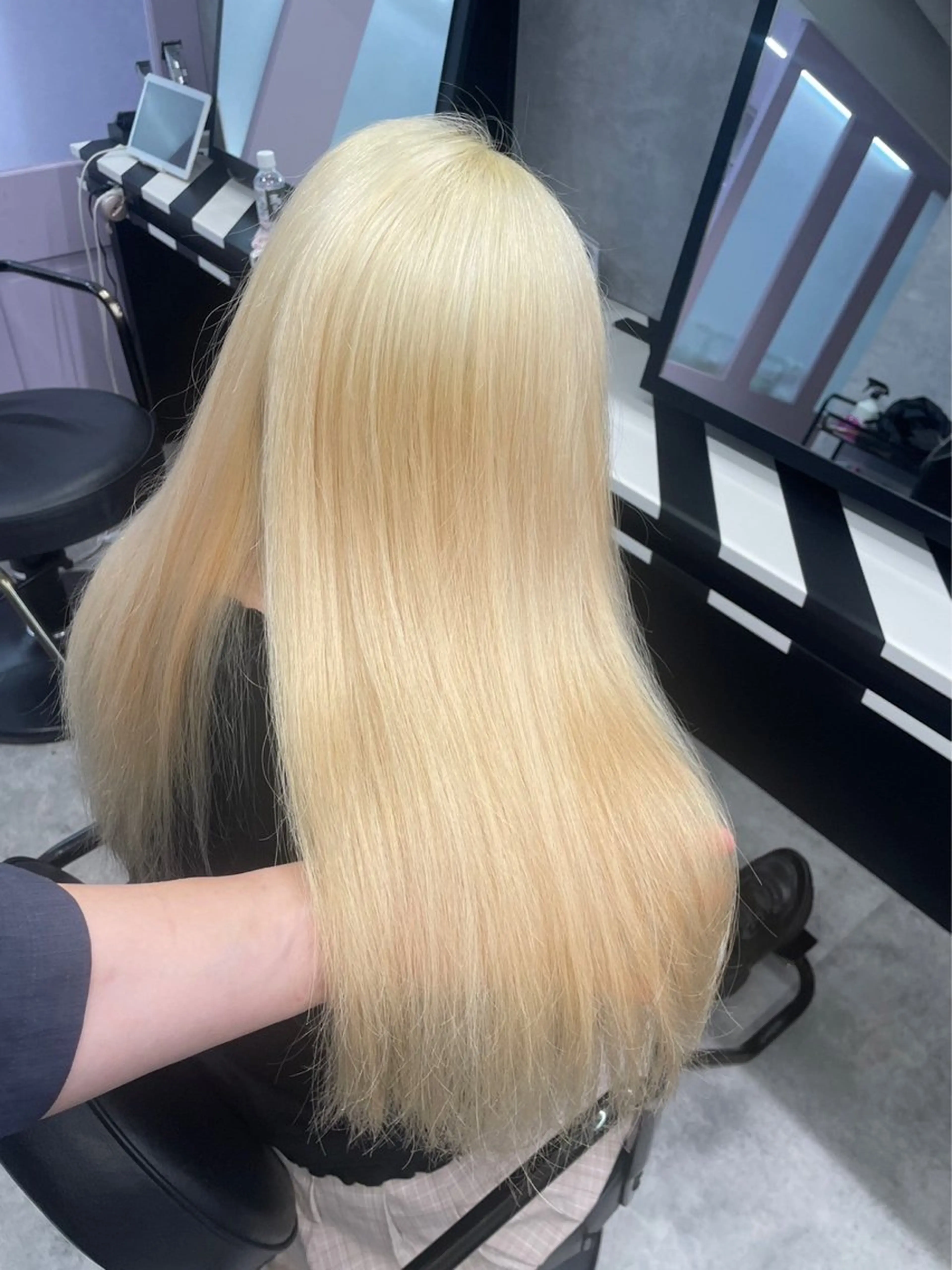 カラー ベージュカラー ブリーチ ダブルカラー グレージュ ハイトーンカラー ミルクティーベージュ /ピンク/大阪/堀江のヘアスタイル