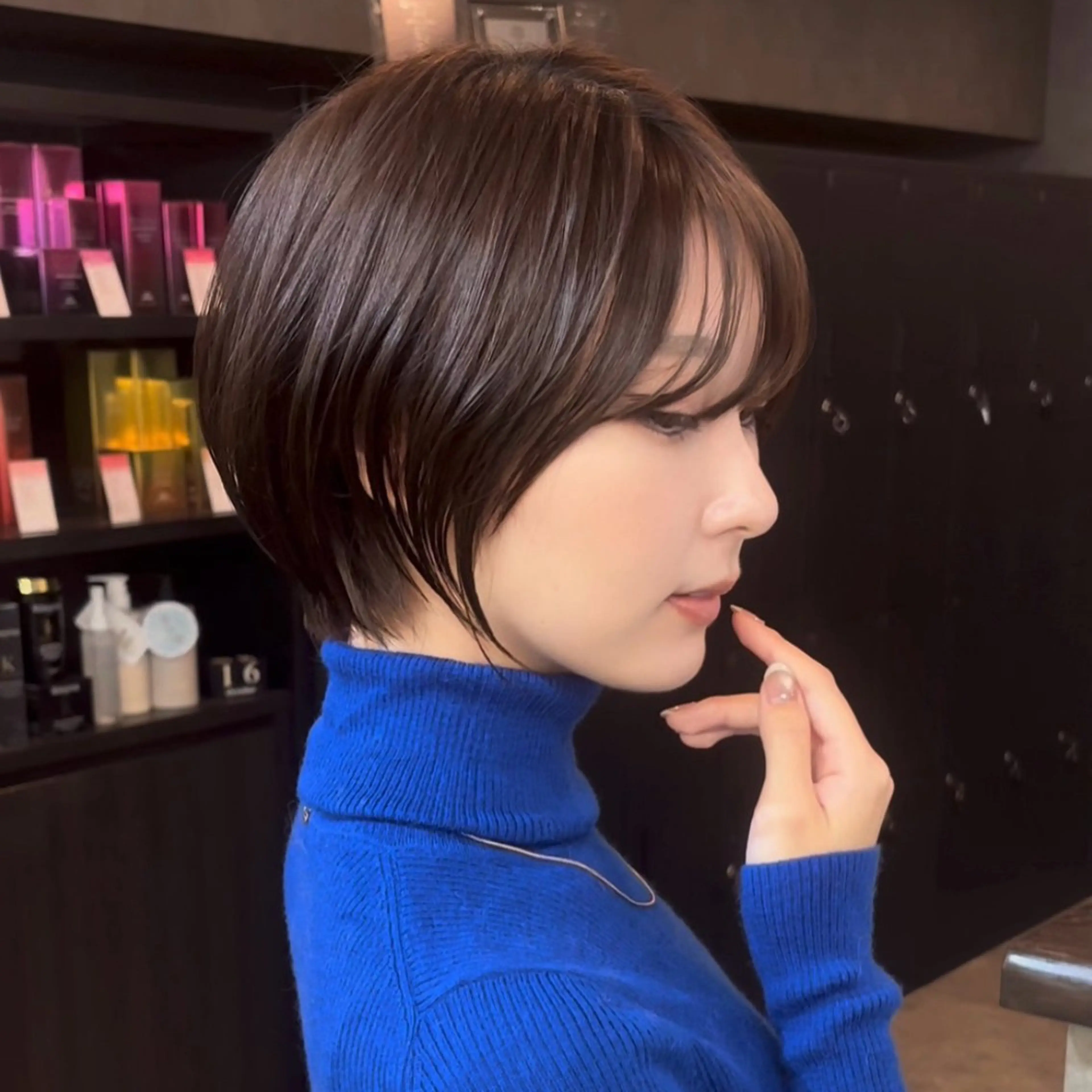 ショート カット ヘアカラー ショート｜縮毛矯正 ｜へんとなのヘアスタイル