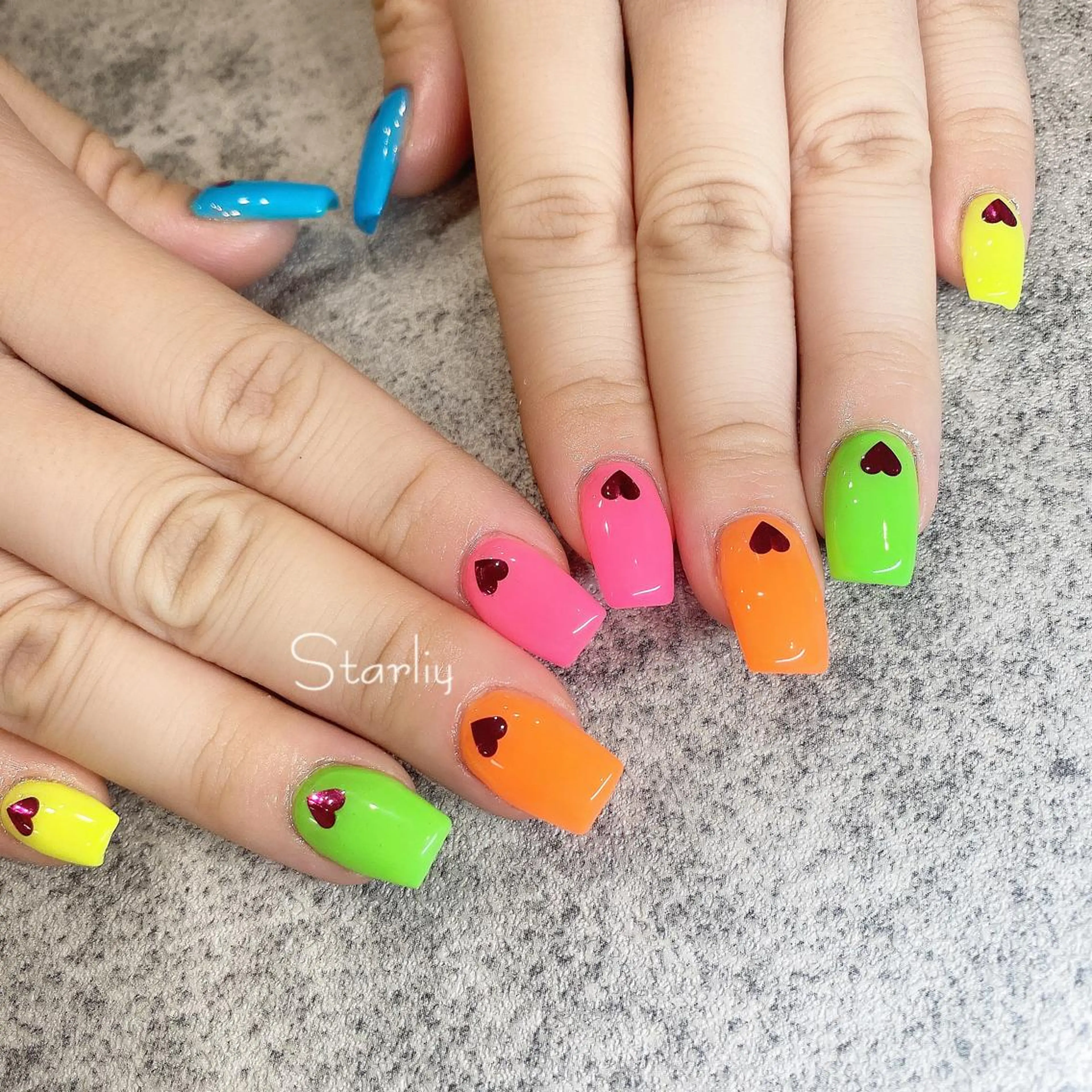 ネイル Starliy所属・~Starliy~ 三重県津市のネイルデザイン