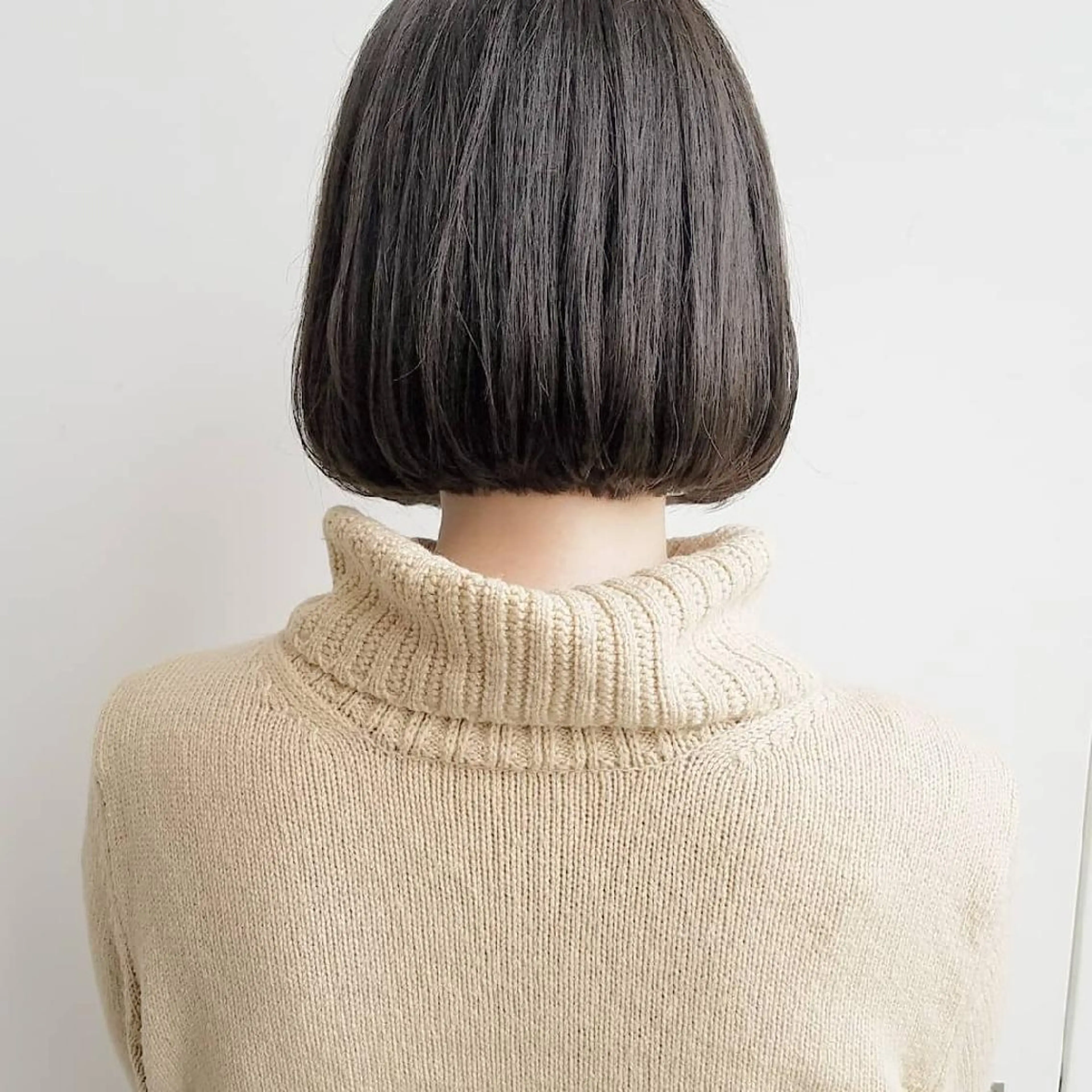 ショート カラー パーマ マツエク・マツパ ネイル ボブ ショートヘア ショートネイル iplus まつげ、眉毛、耳つぼのマツエク・マツパデザイン