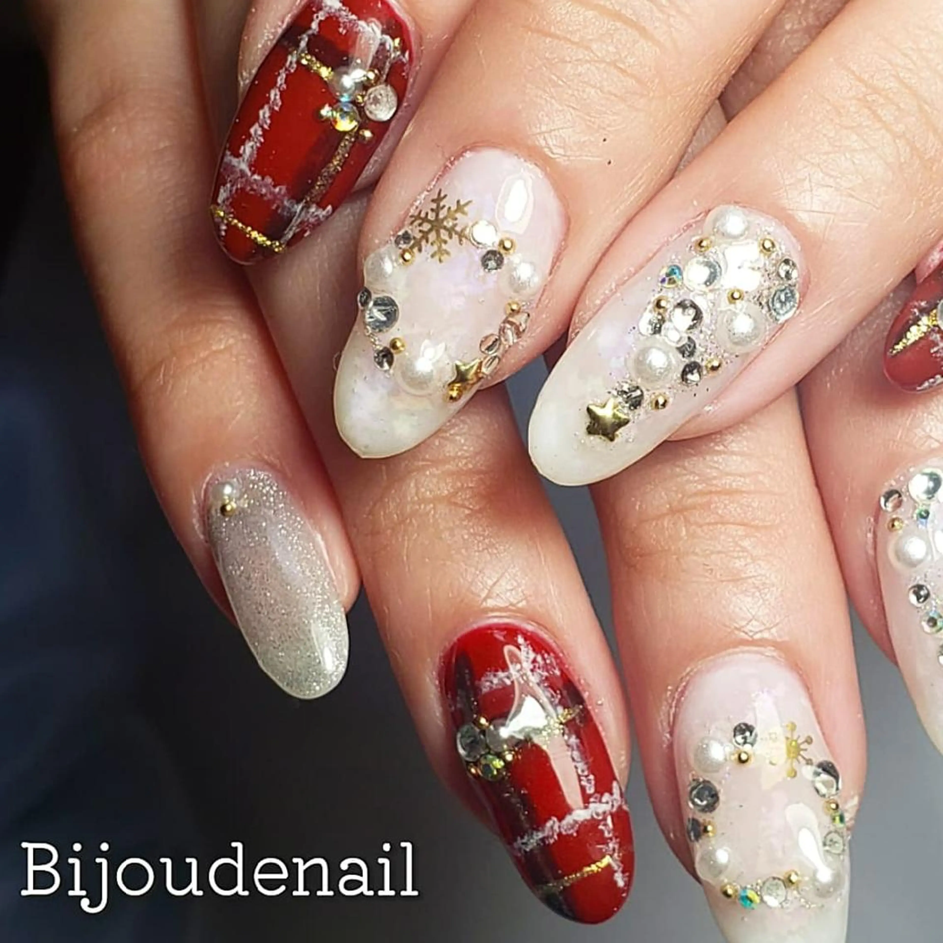 ネイル ビジュード ネイルのネイルデザイン