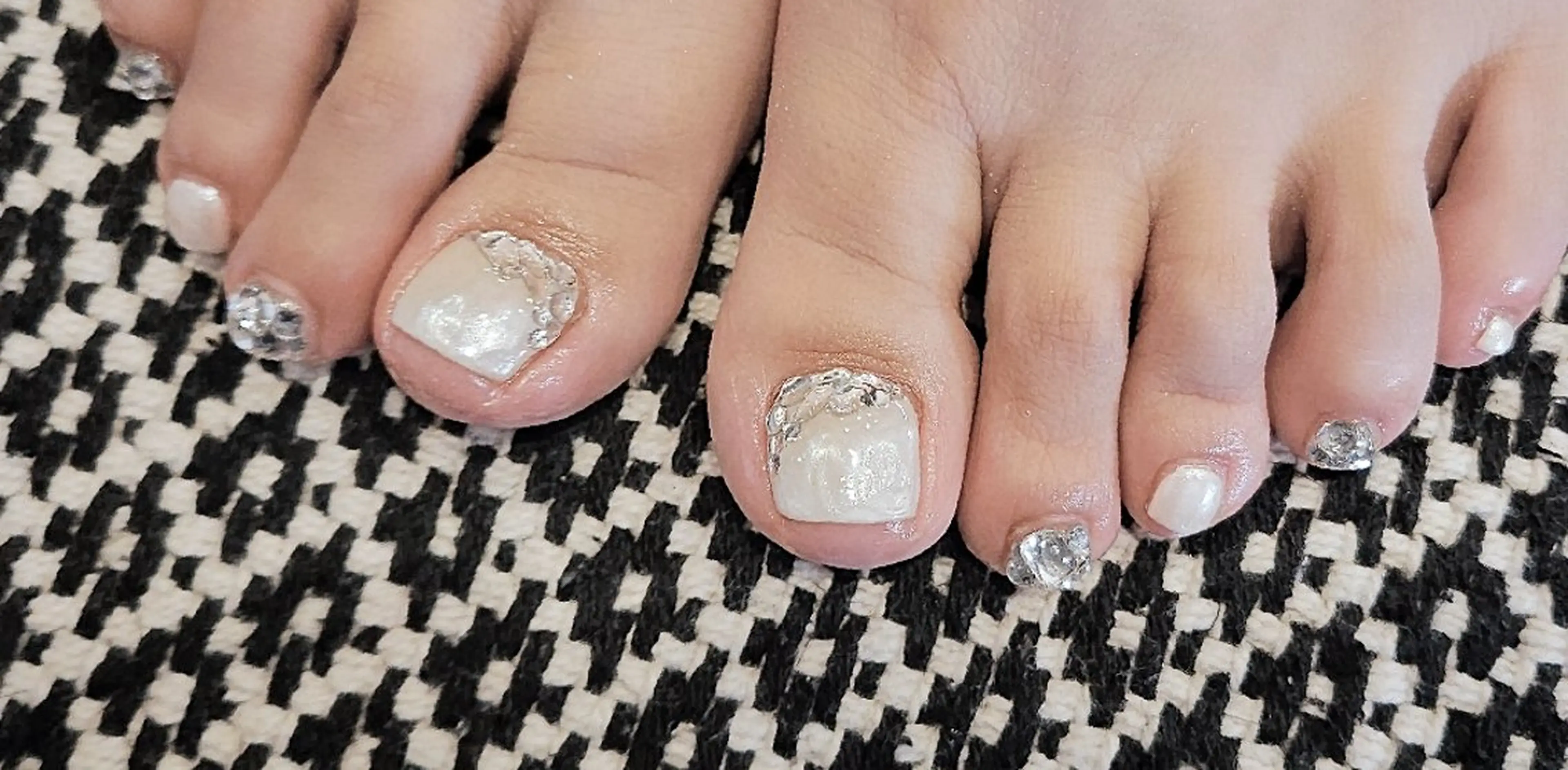 ネイル フットネイル 関口 友菜のヘアスタイル