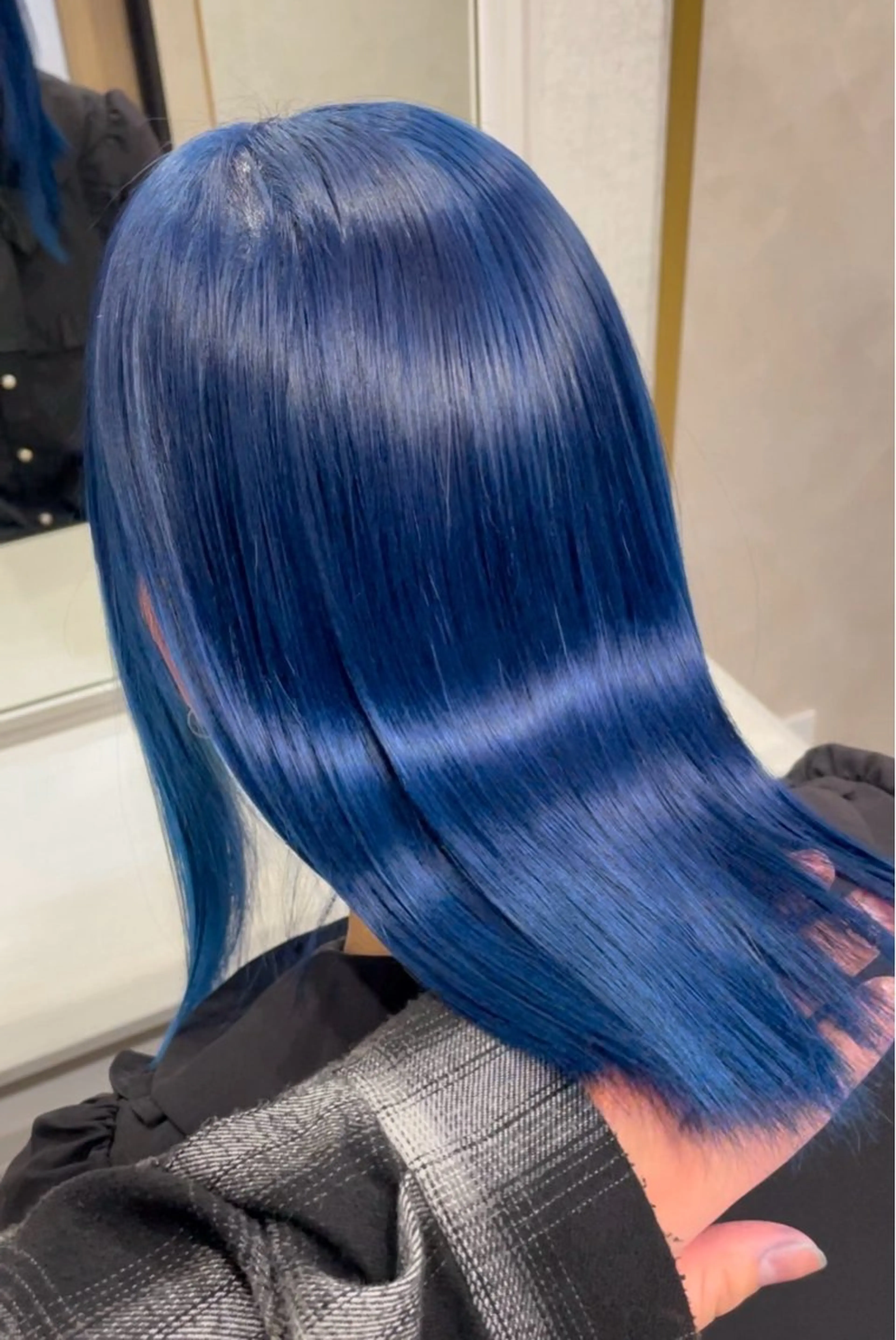 ミディアム wistell所属・ハイトーン/艶カラー sarina🩷のヘアスタイル