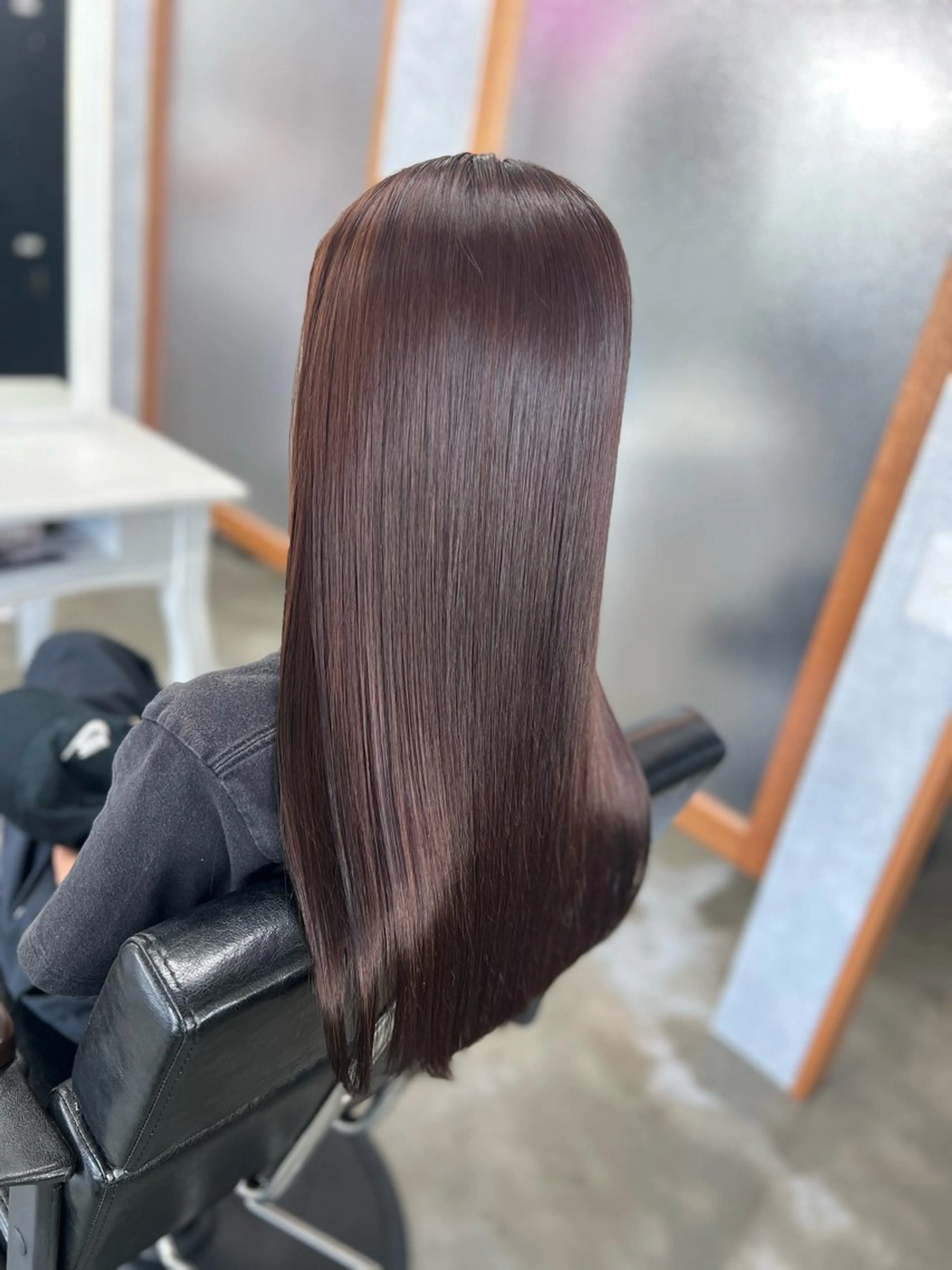 ロング カラー ブラウンカラー トリートメント 酸性ストレート 縮毛矯正 Style Tのヘアスタイル