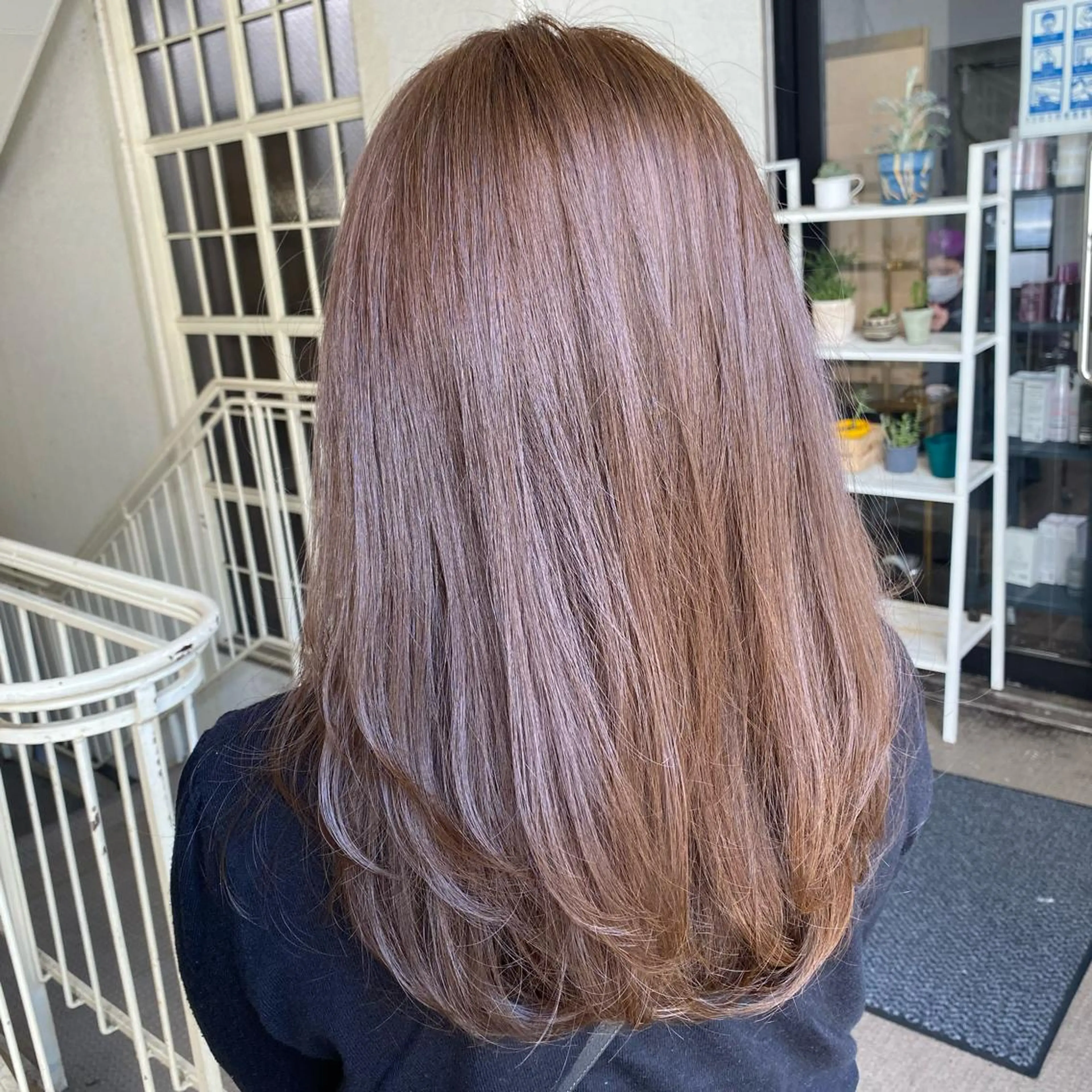 ロング カラー アッシュ アッシュグレー アッシュグレージュ バレイヤージュ ミストバング カット ヘアカラー トリートメント 🌟🍒ハイトーン 韓国ヘア/ユウミのヘアスタイル