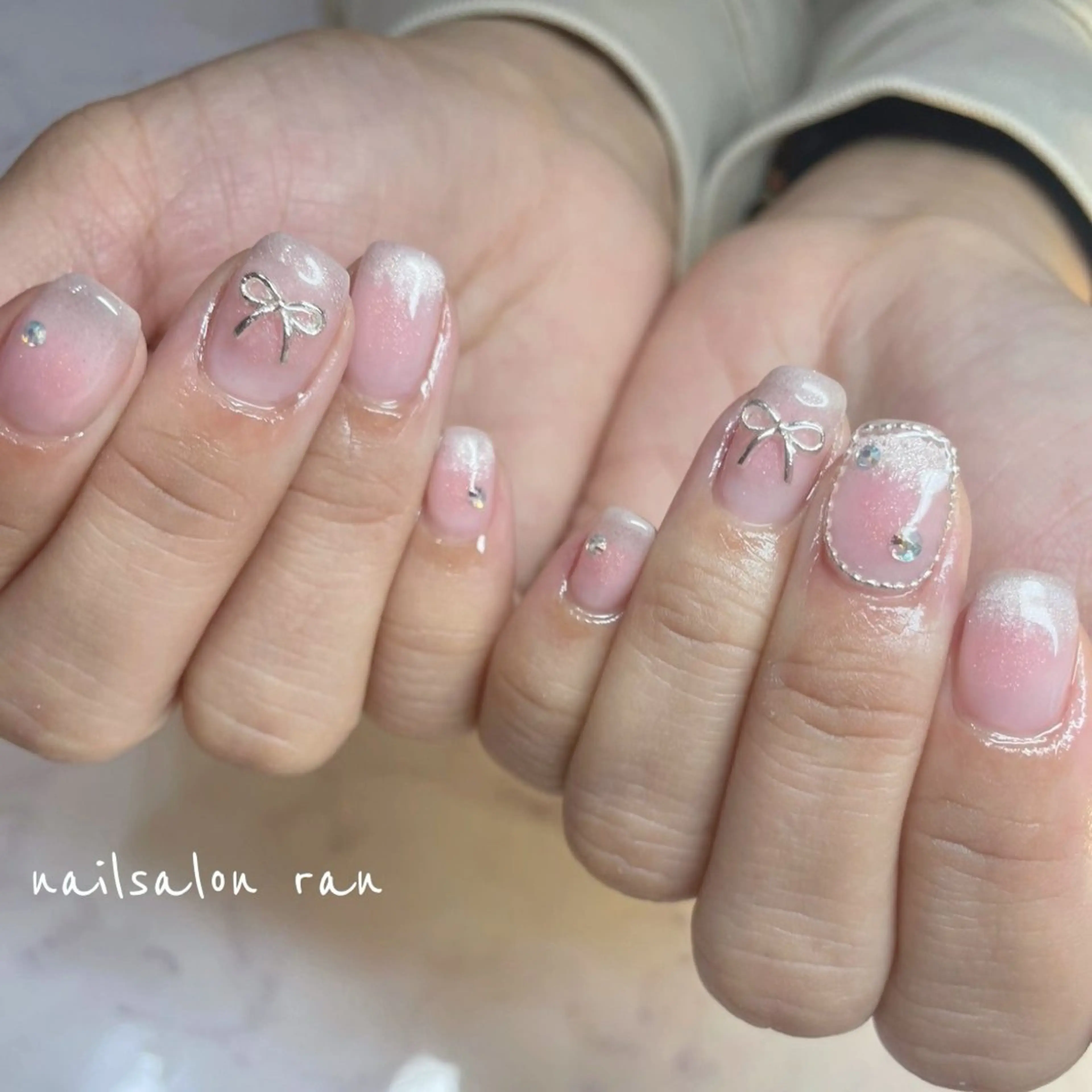 ネイル チークネイル リボン ハンドネイル ハンドケア nailsalon ranのネイルデザイン
