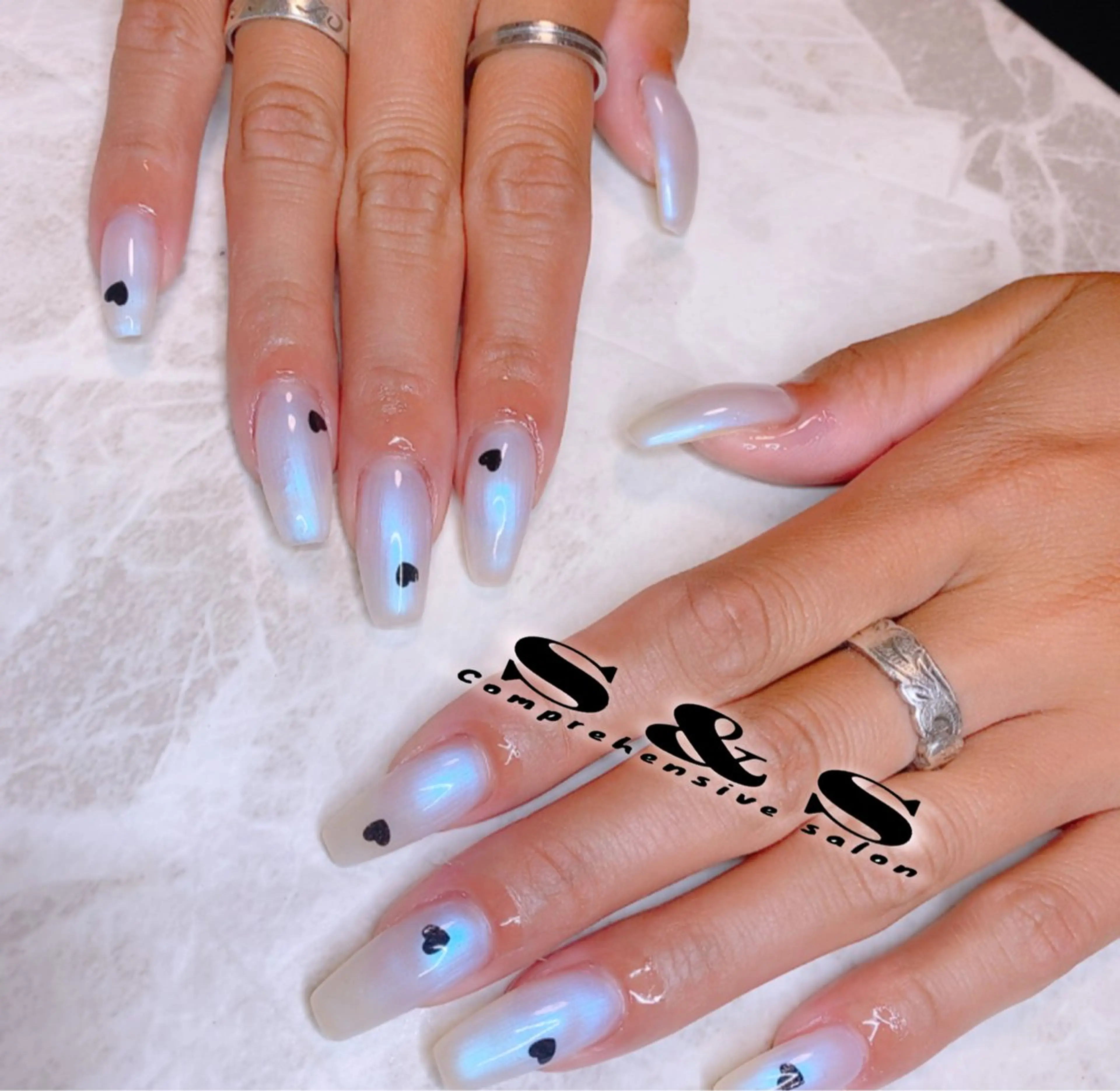 ネイル オーロラネイル 長さ出し メンズネイル 持ち込み スカルプネイル S&S 村田小百合のネイルデザイン