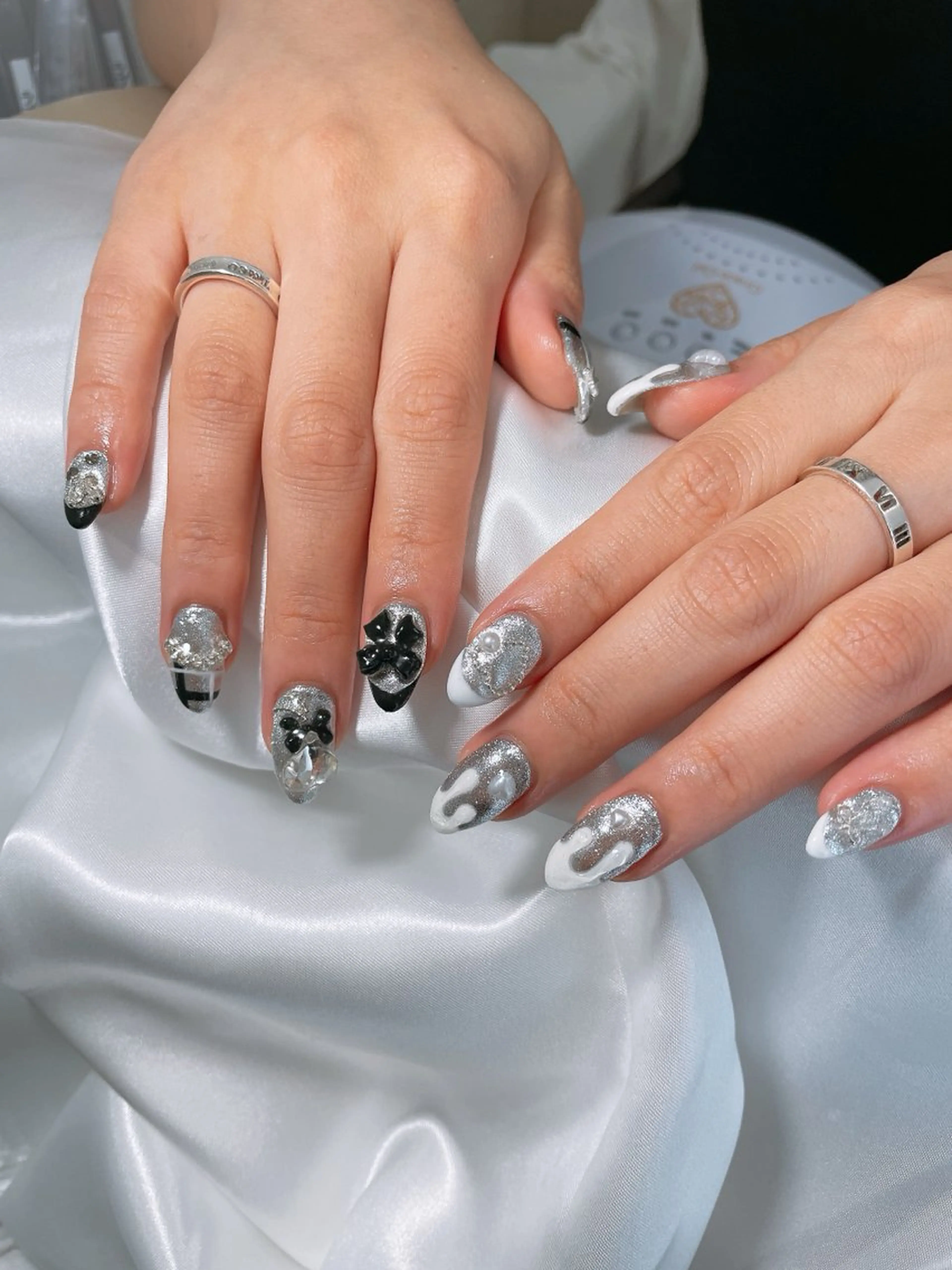 ネイル アートネイル ホワイト ハンドネイル Mynail MIZUNOのネイルデザイン