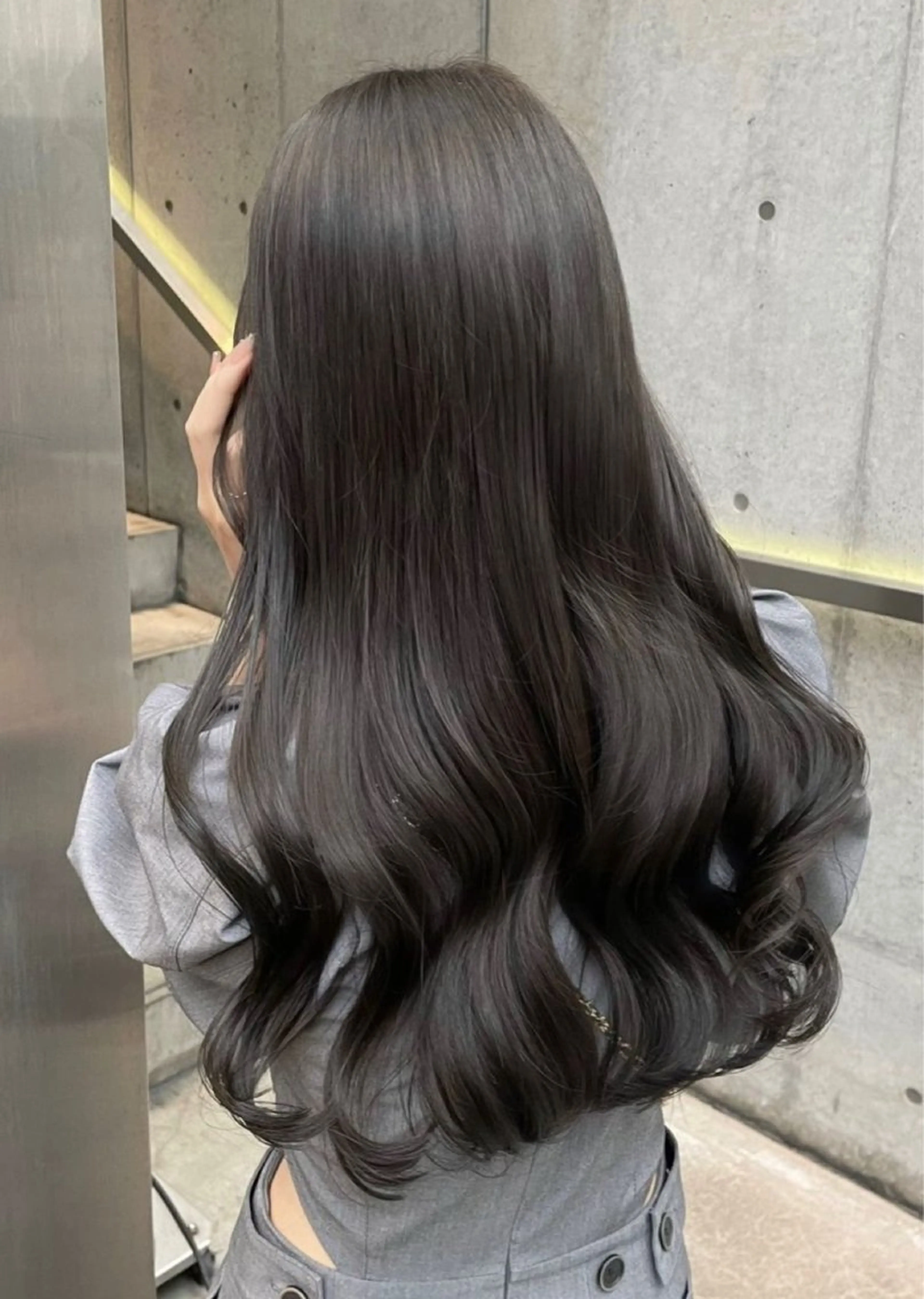 ロング カラー ベージュカラー 透明感カラー オレンジ 🖤酸性縮毛矯正/ 艶髪🖤のヘアスタイル