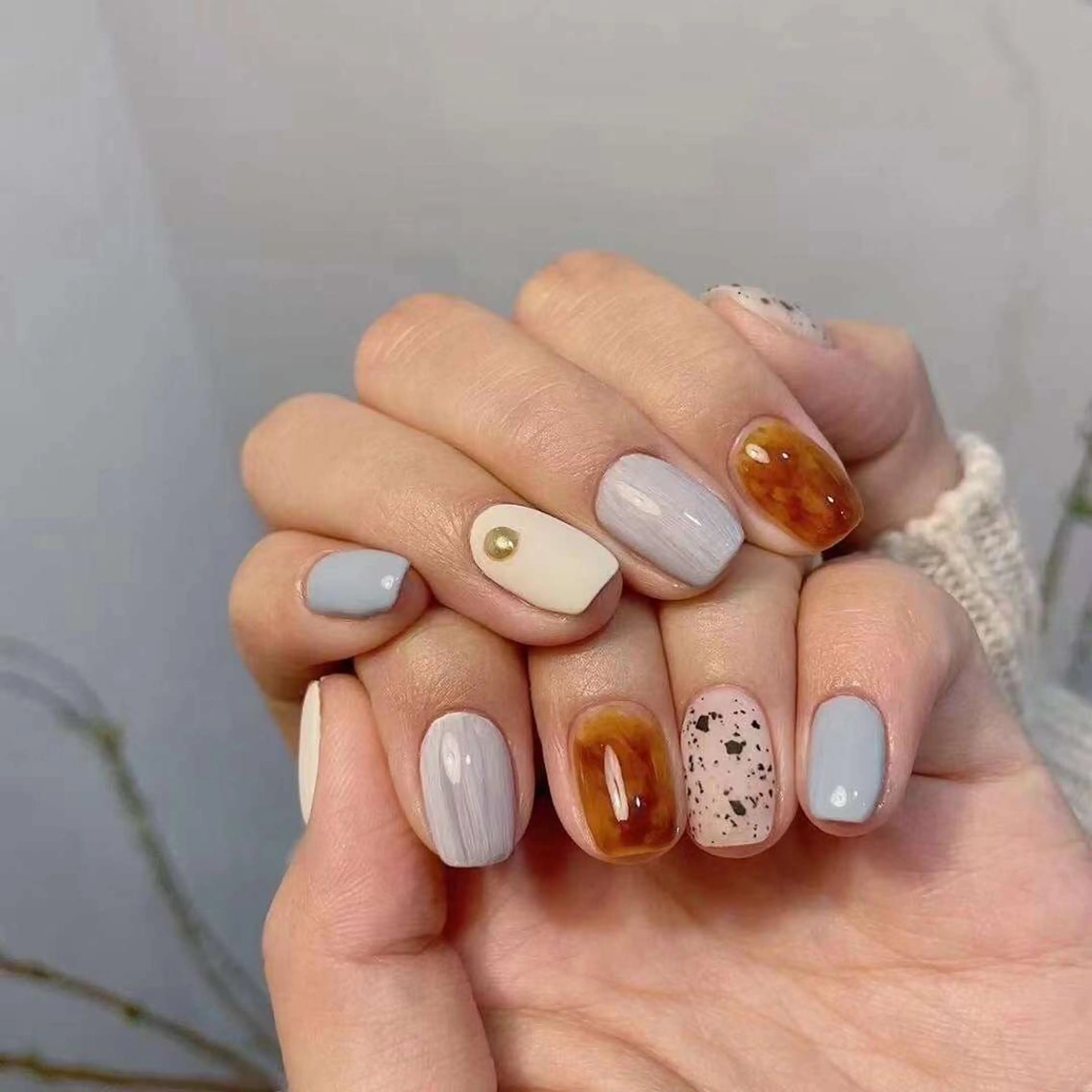 ネイル ハンドネイル VIVIAN リサのネイルデザイン