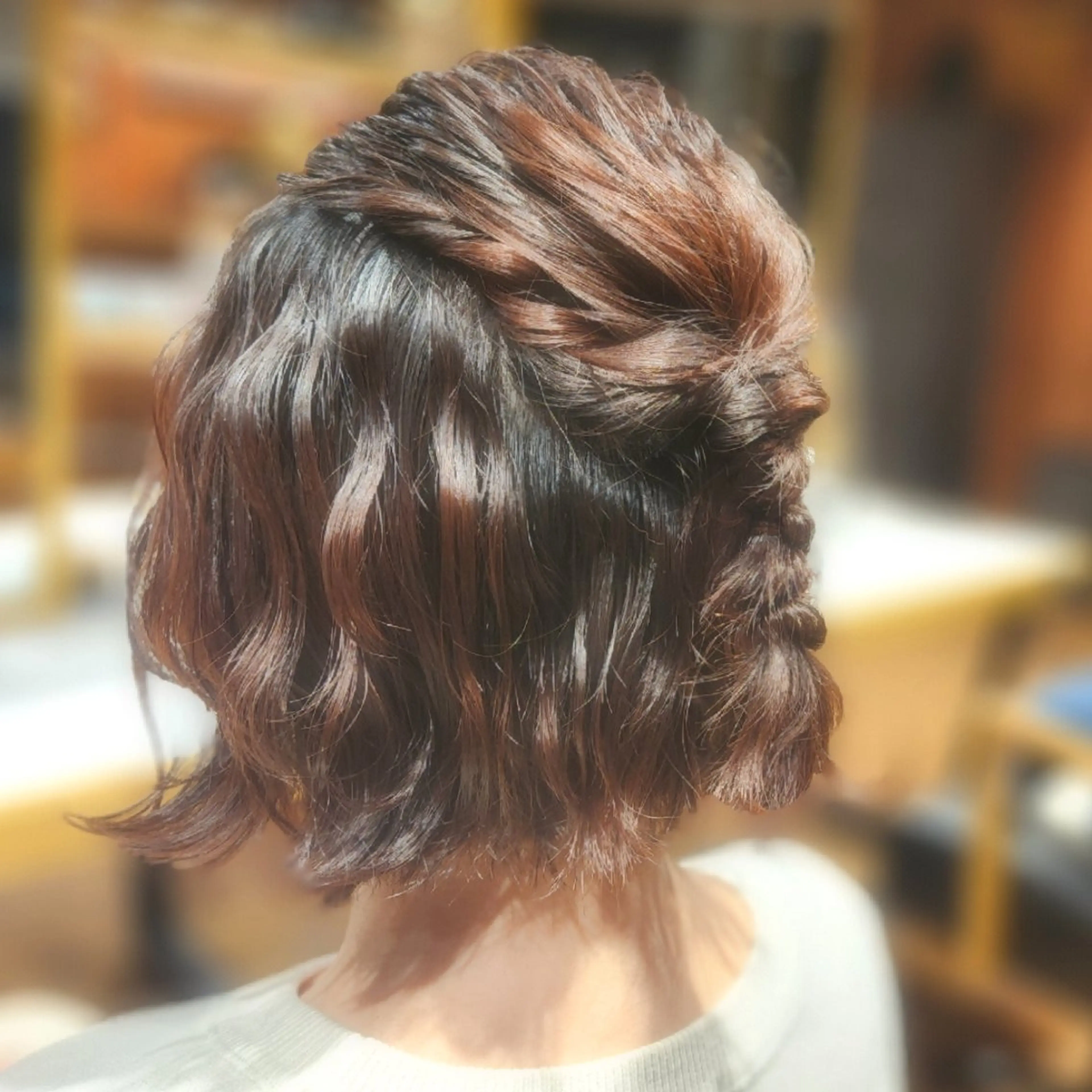 ショート ヘアアレンジ ハーフアップ ヘアセット O.hair designers所属・シールエクステ🎀 ホシノ🕒ユウカのヘアスタイル