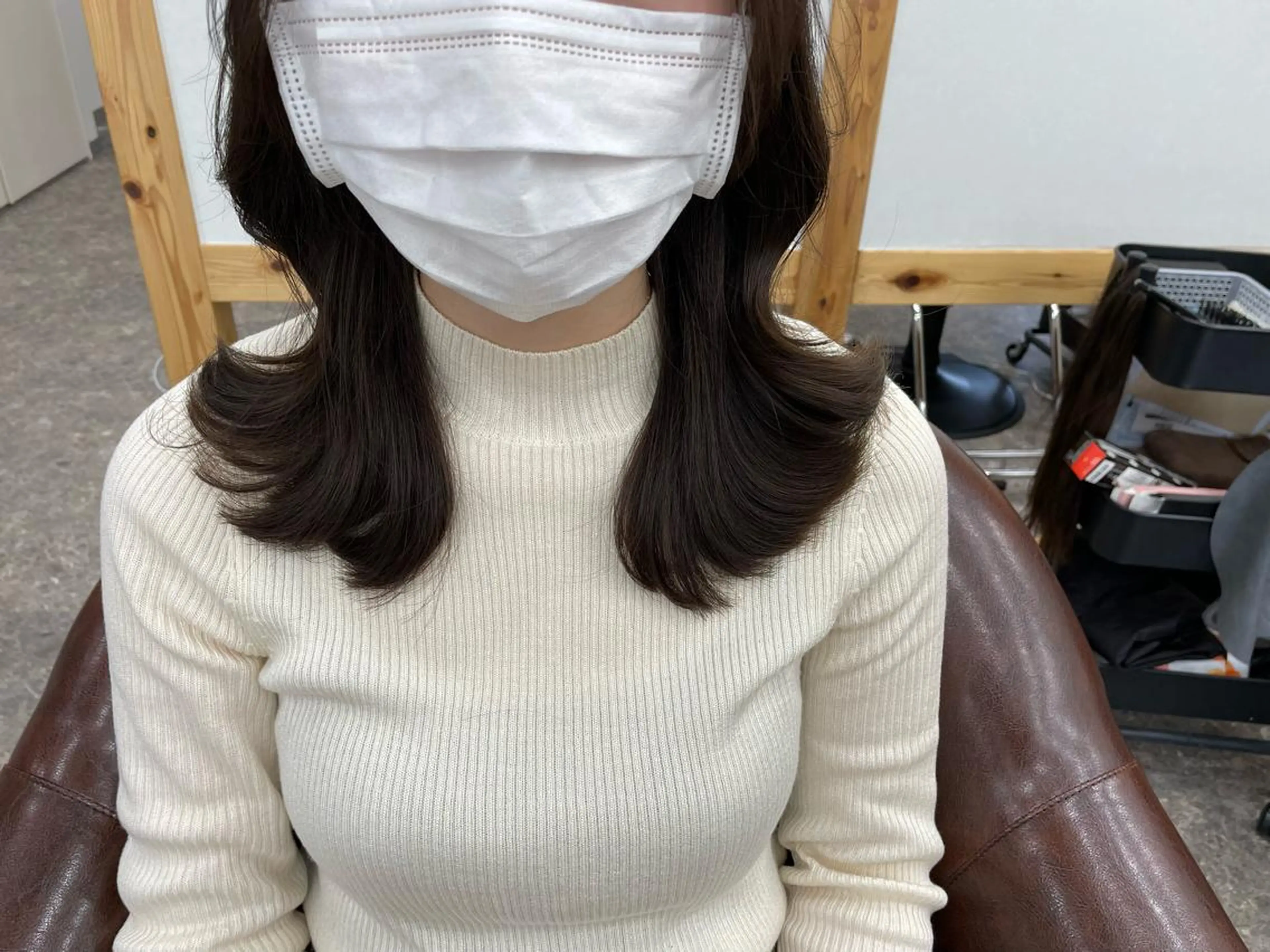 ミディアム くびれヘア 韓国風ヘア レイヤーカット KANAMI日暮里 韓国ヘア・メイクのヘアスタイル