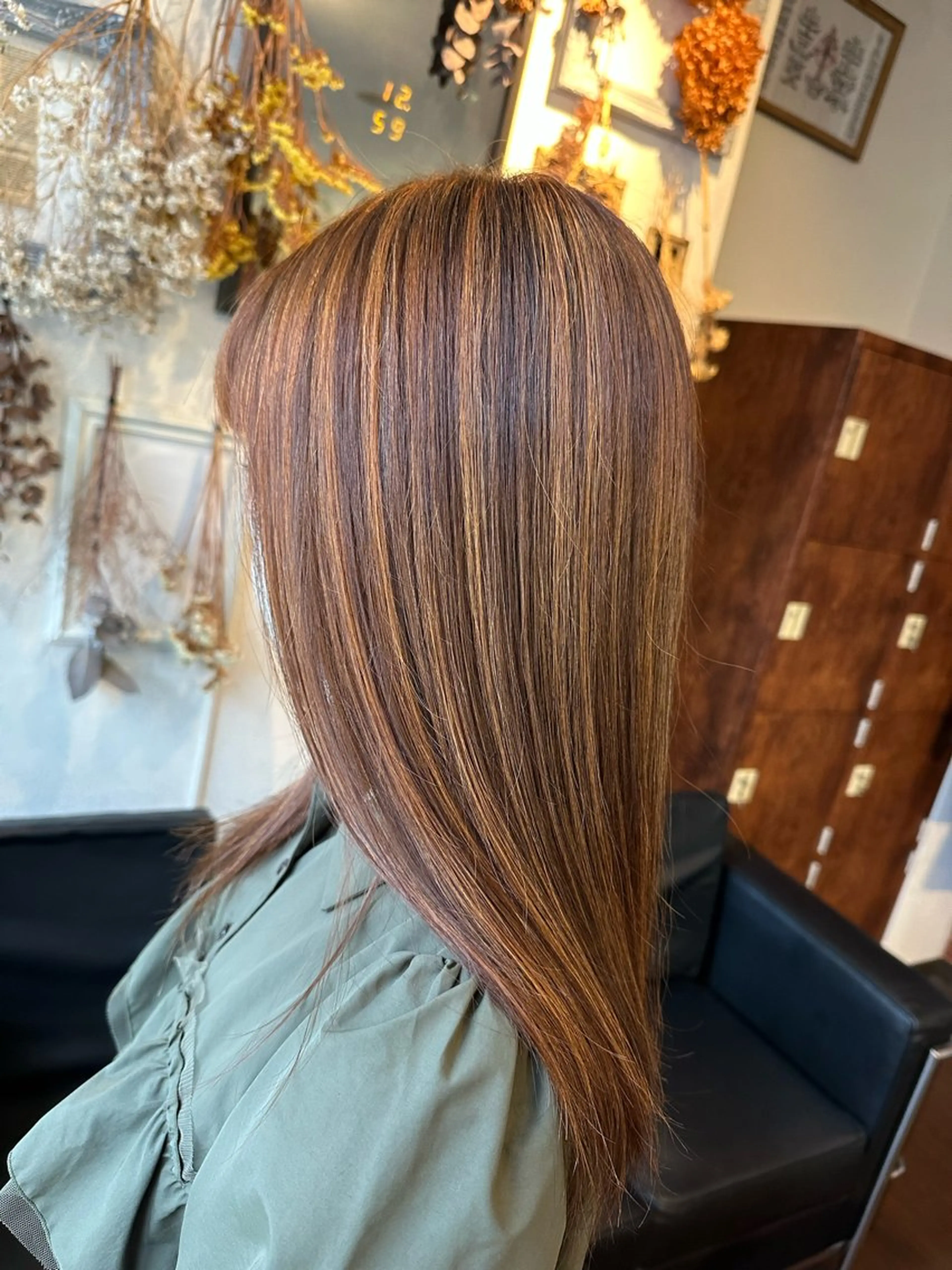 ロング カラー カット ヘアカラー トリートメント インナーカラー指名 No.1菊池柊真のヘアスタイル