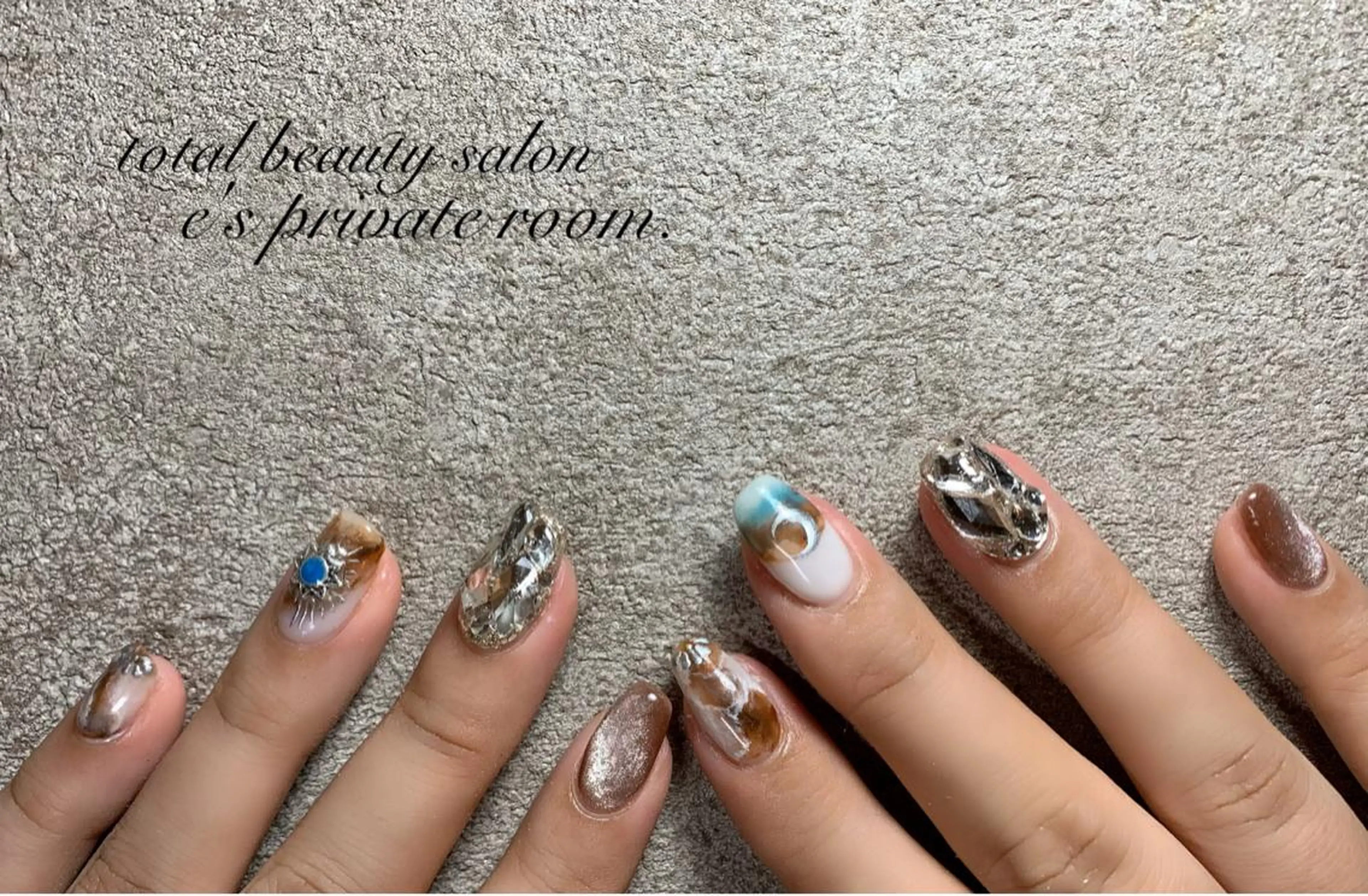 ネイル LAVISH nail salonのネイルデザイン