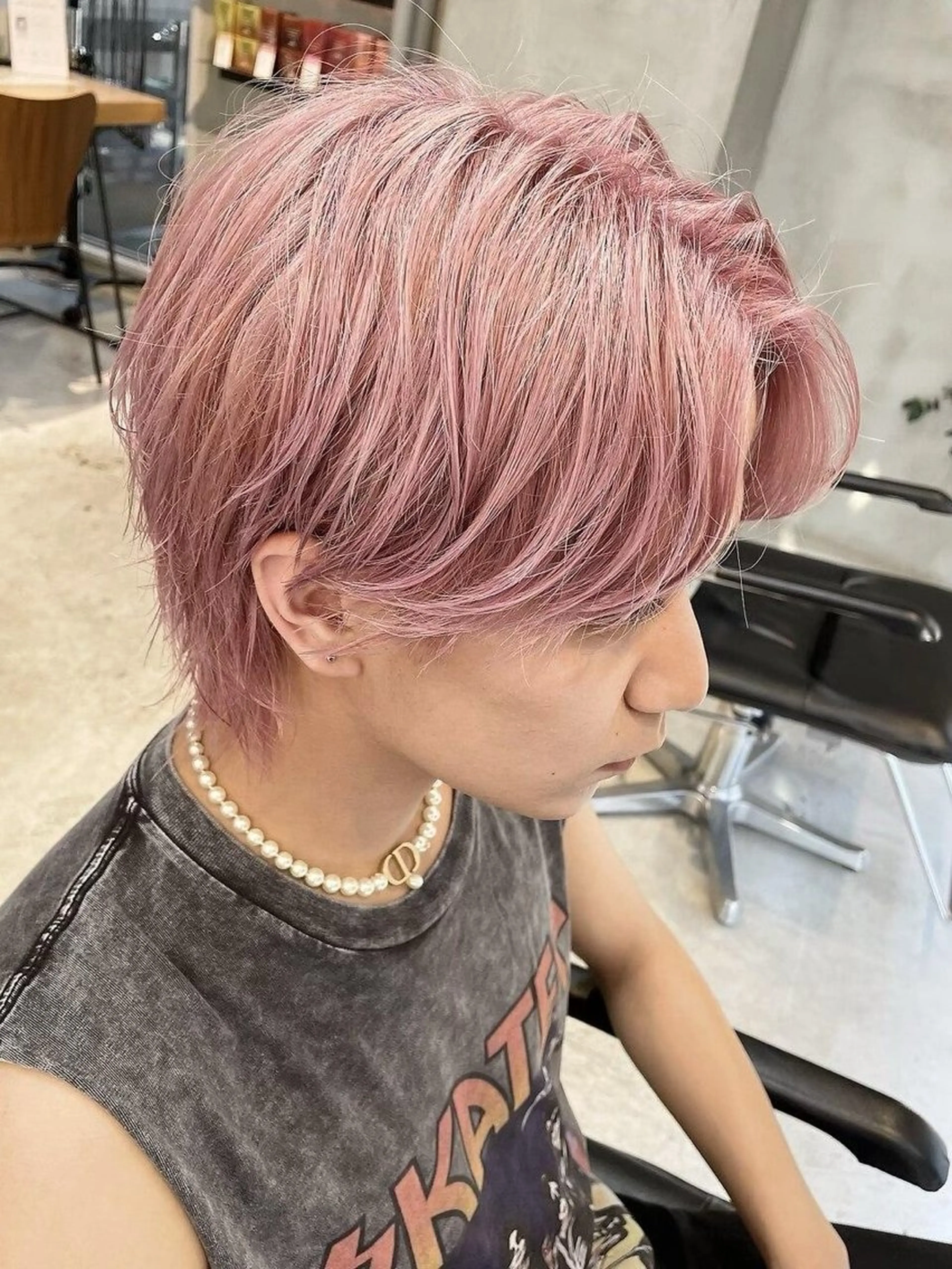 ショート カラー メンズ メンズブリーチ ブリーチ ピンクカラー ヘアカラー トリートメント ヘアセット fifthメンズ原宿 波巻きパーマ平居俊太のヘアスタイル
