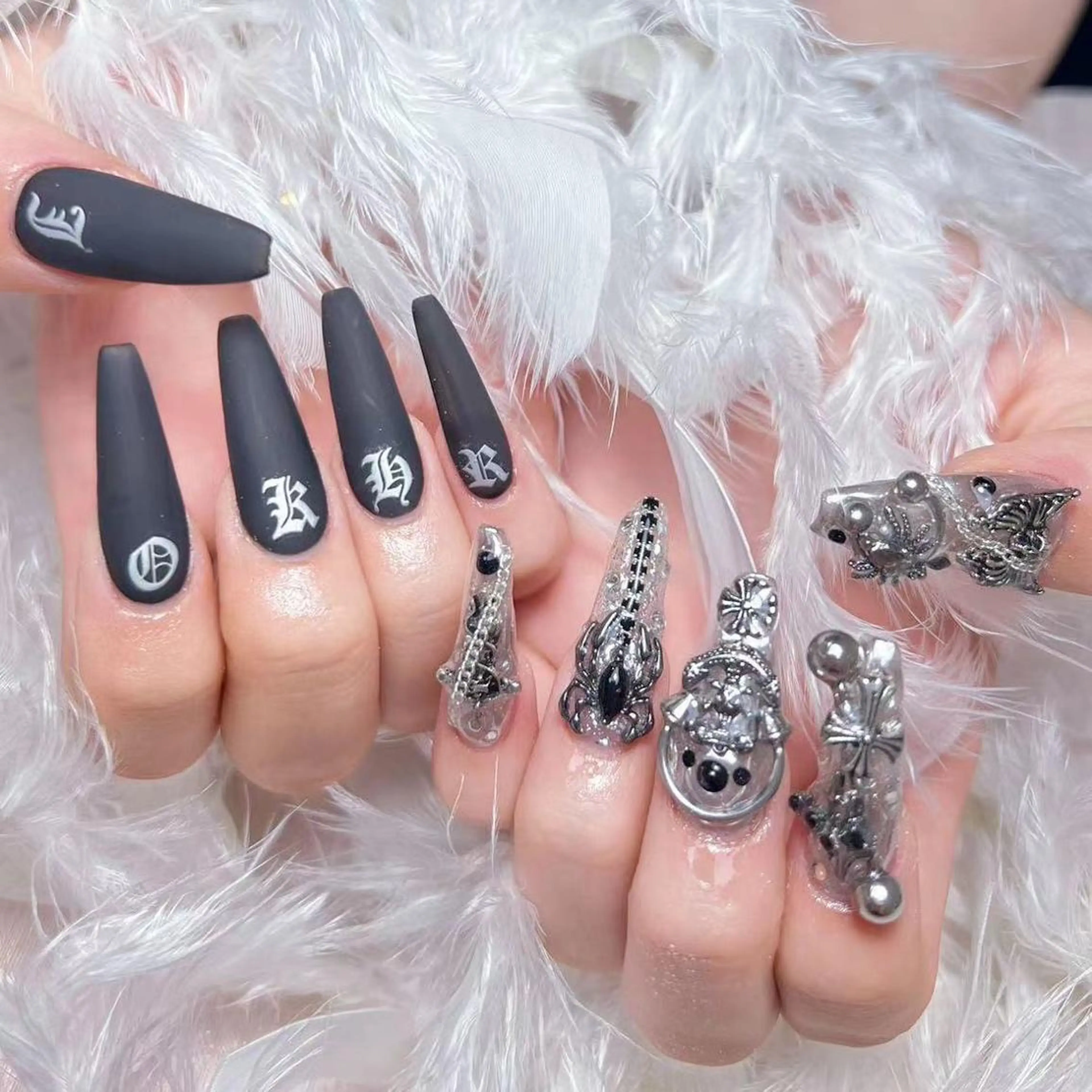 ネイル アートネイル オーロラネイル フラッシュネイル ガーリー キラキラネイル ハンドネイル Diamond NAIL💝のネイルデザイン