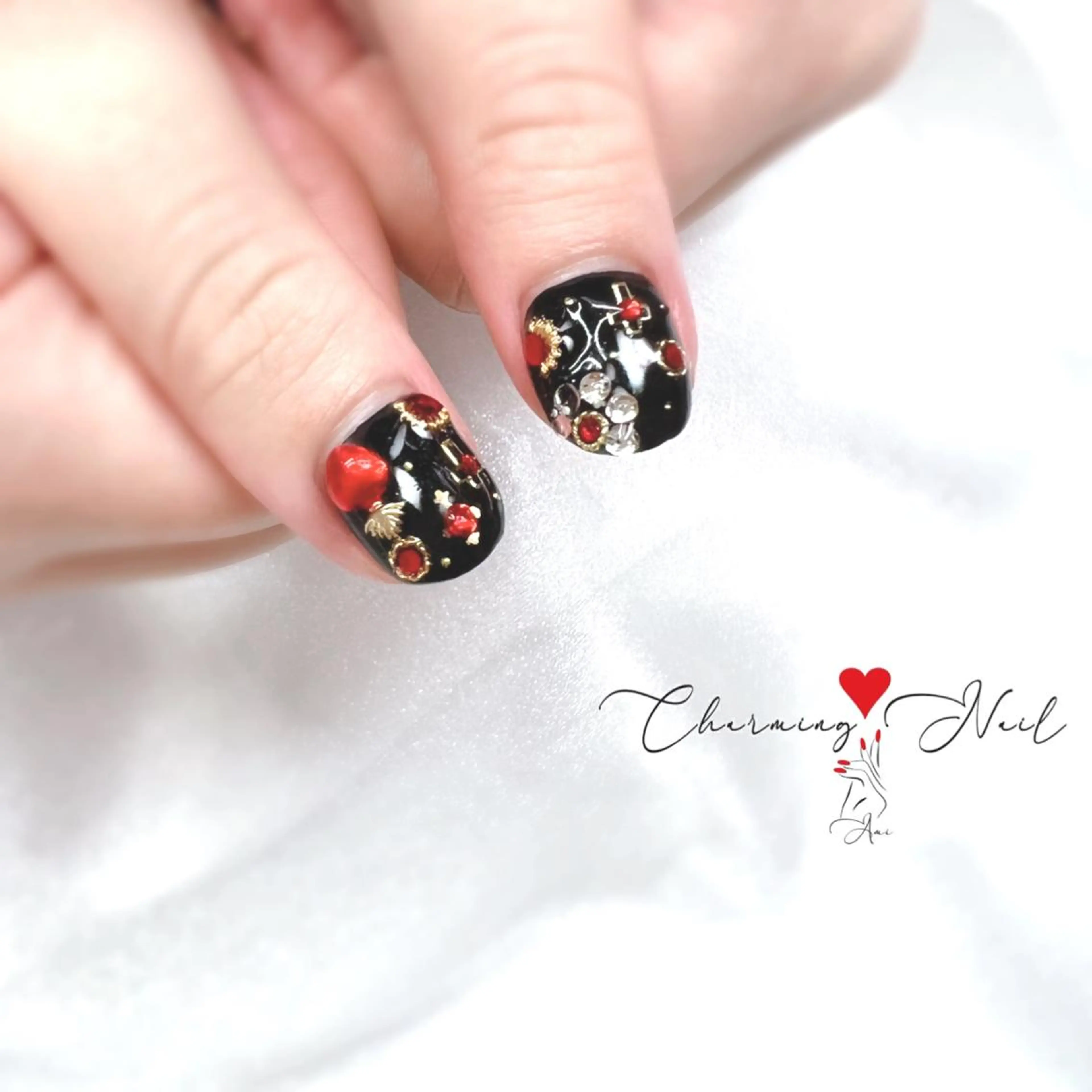 ネイル ゴールド ハート キラキラネイル 赤色 Charming❤️Nail所属・Nailist Amiのその他イメージ