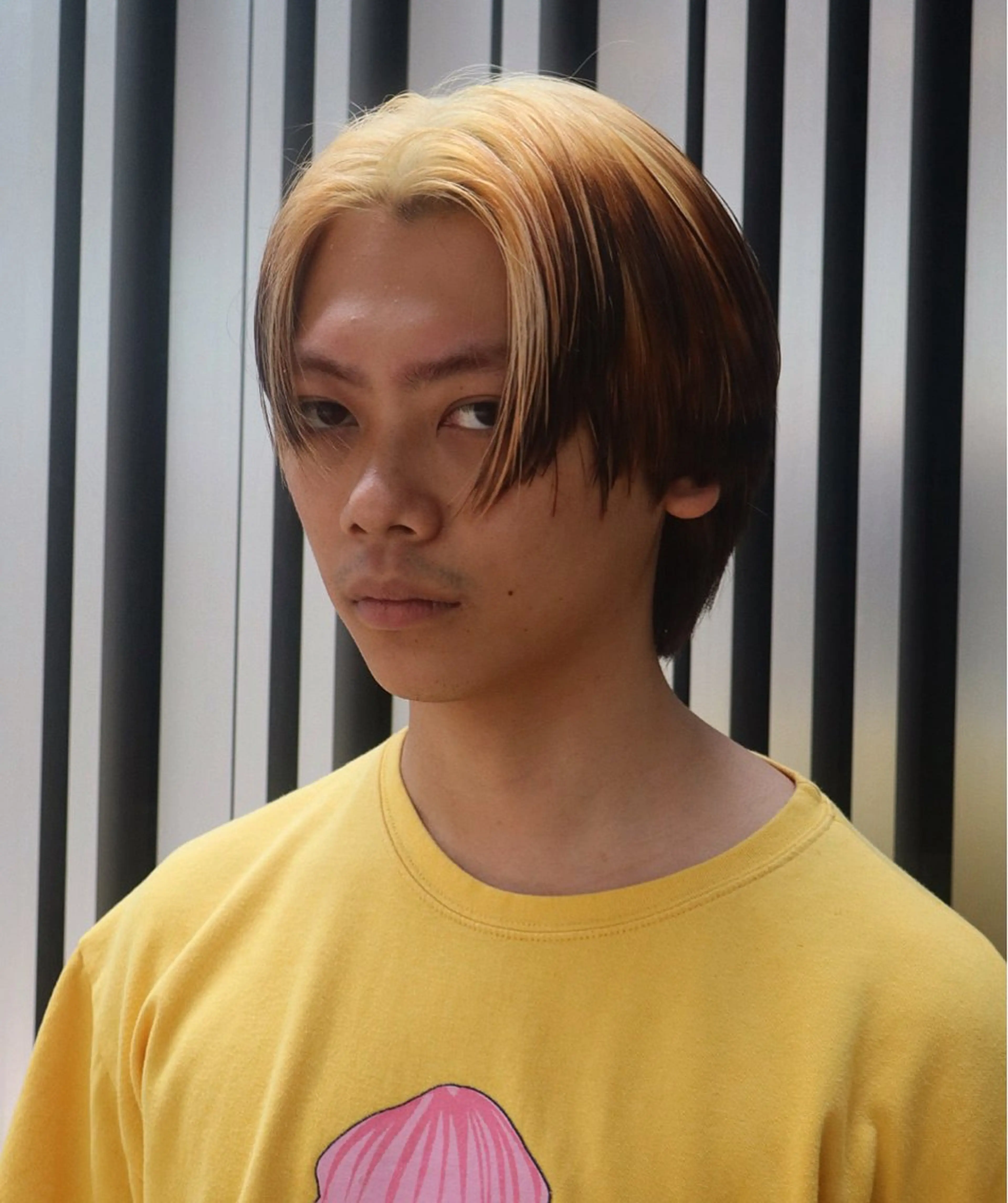 ショート メンズ レイヤーカット /ハイトーンchaoのヘアスタイル