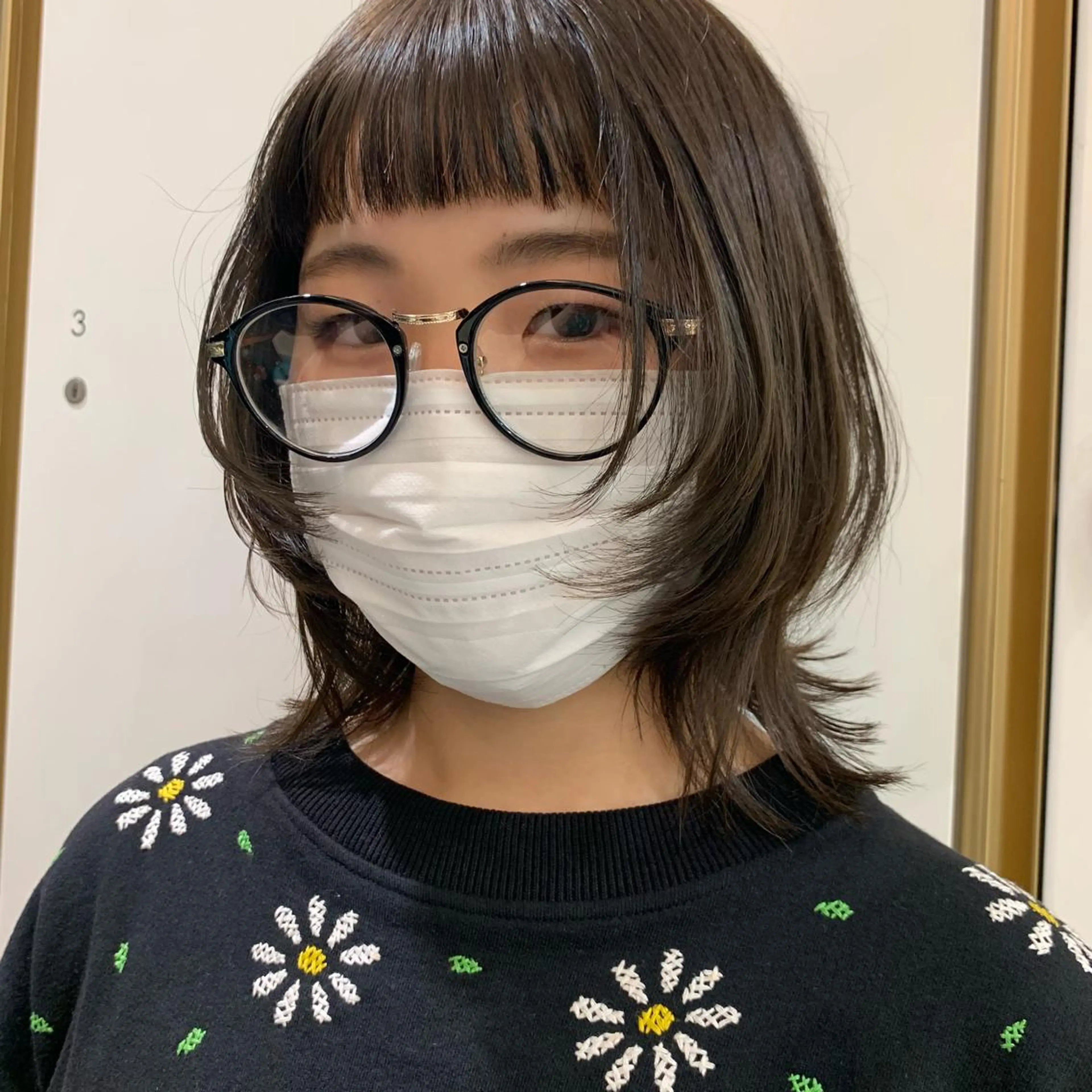 ミディアム レイヤーカット ウルフカット カット トリートメント ウスイ ハルカのヘアスタイル