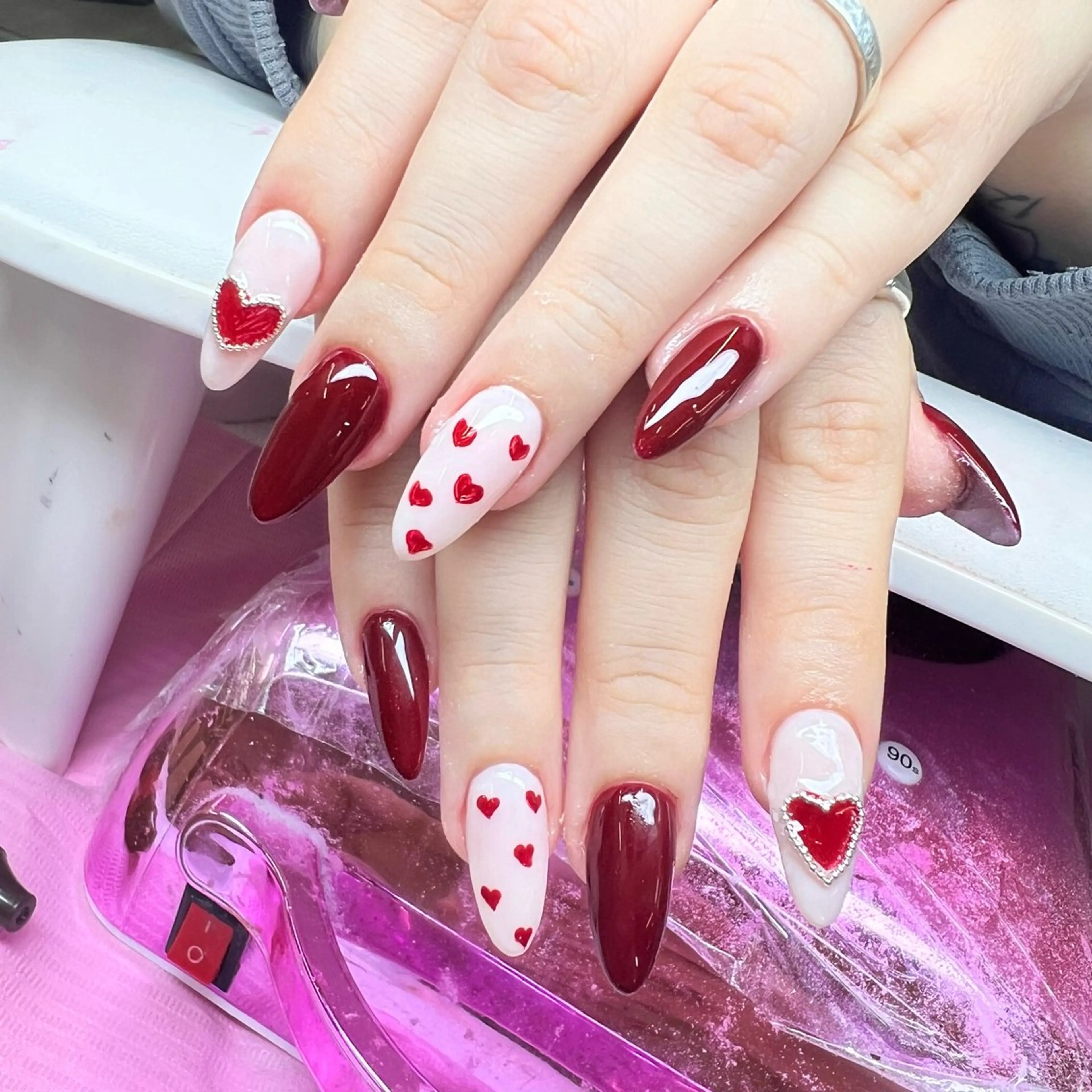 ネイル ハンドネイル aura nail salon所属・ＮＧＵＹＥＮ ＴＡＭのネイルデザイン