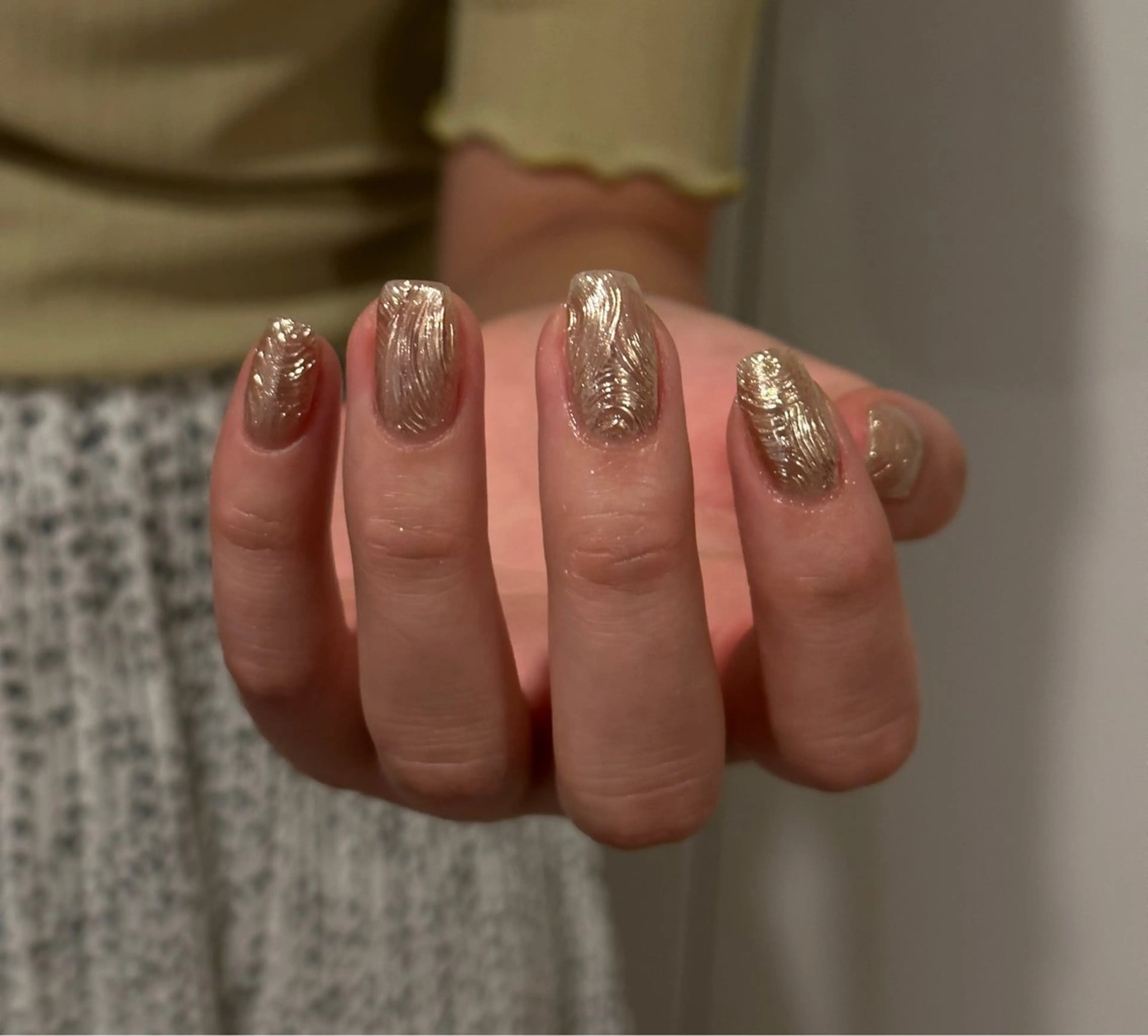 ネイル ゴールド yuki シンプル/ニュアンスのネイルデザイン