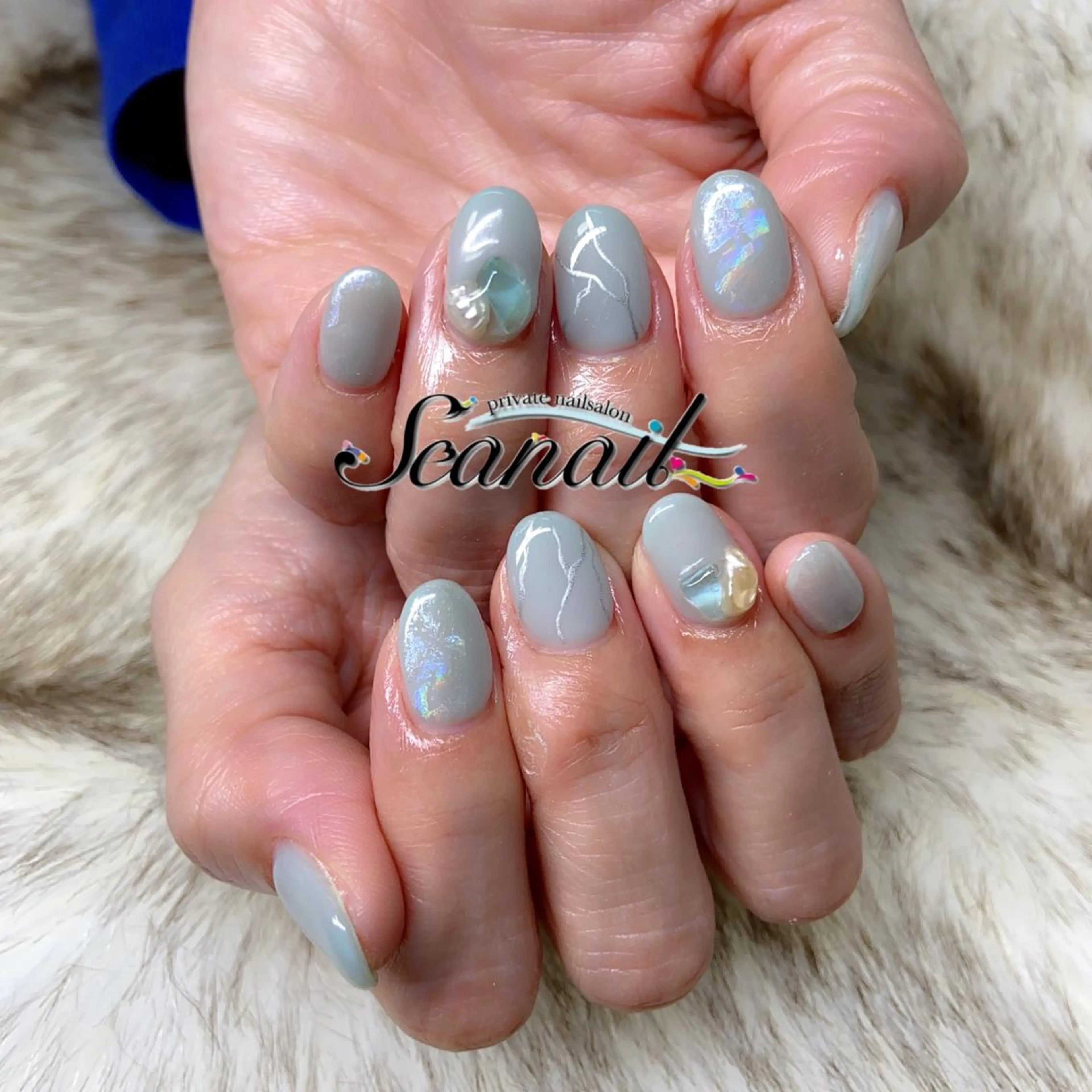 ネイル アートネイル オーロラネイル ブルー フットネイル ジェルネイル 小尾 栞のネイルデザイン