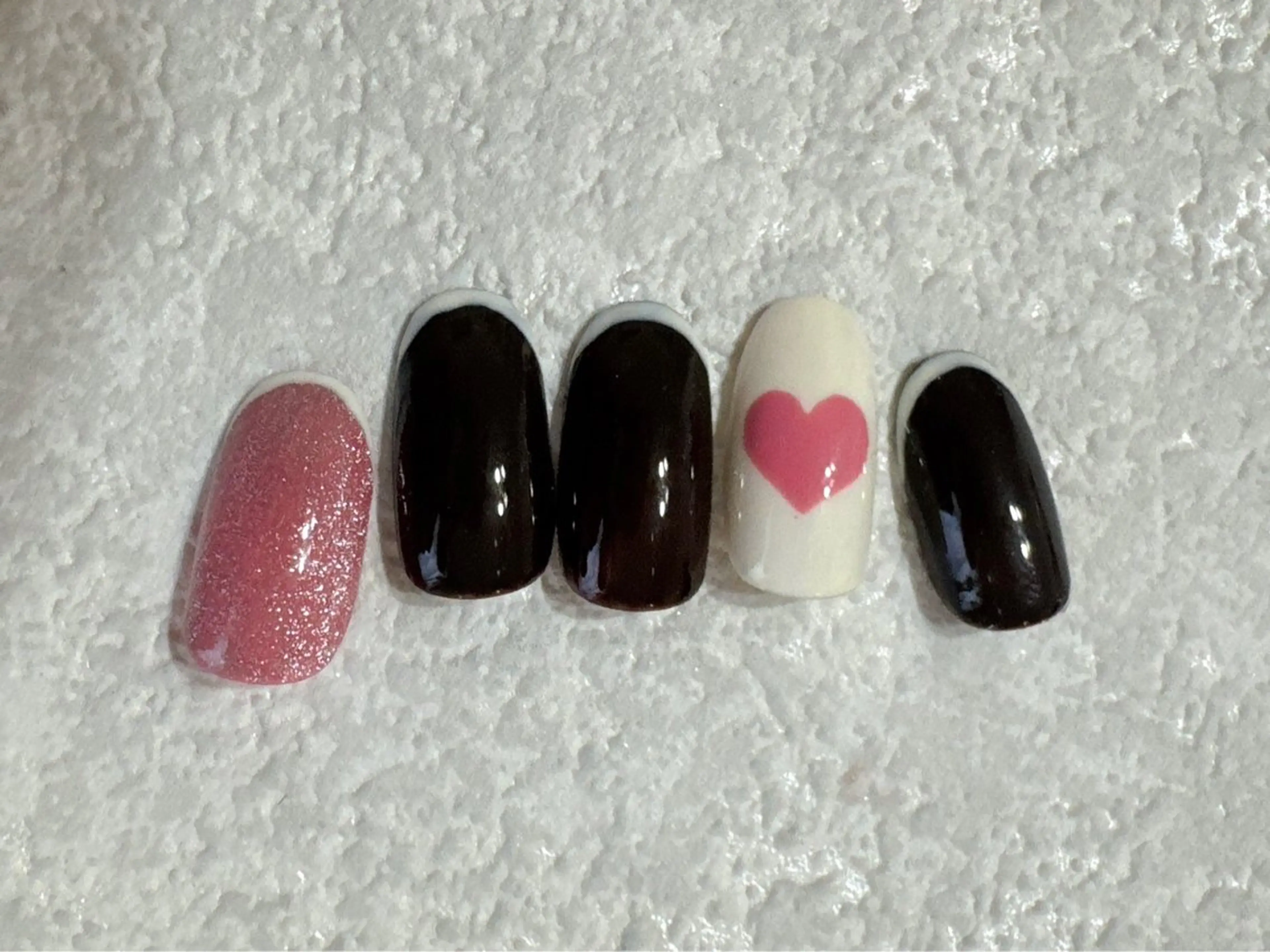 ネイル ジェルネイル メンズネイル パラジェル バレンタイン ワンホンネイル kiki nail 二子玉川のネイルデザイン