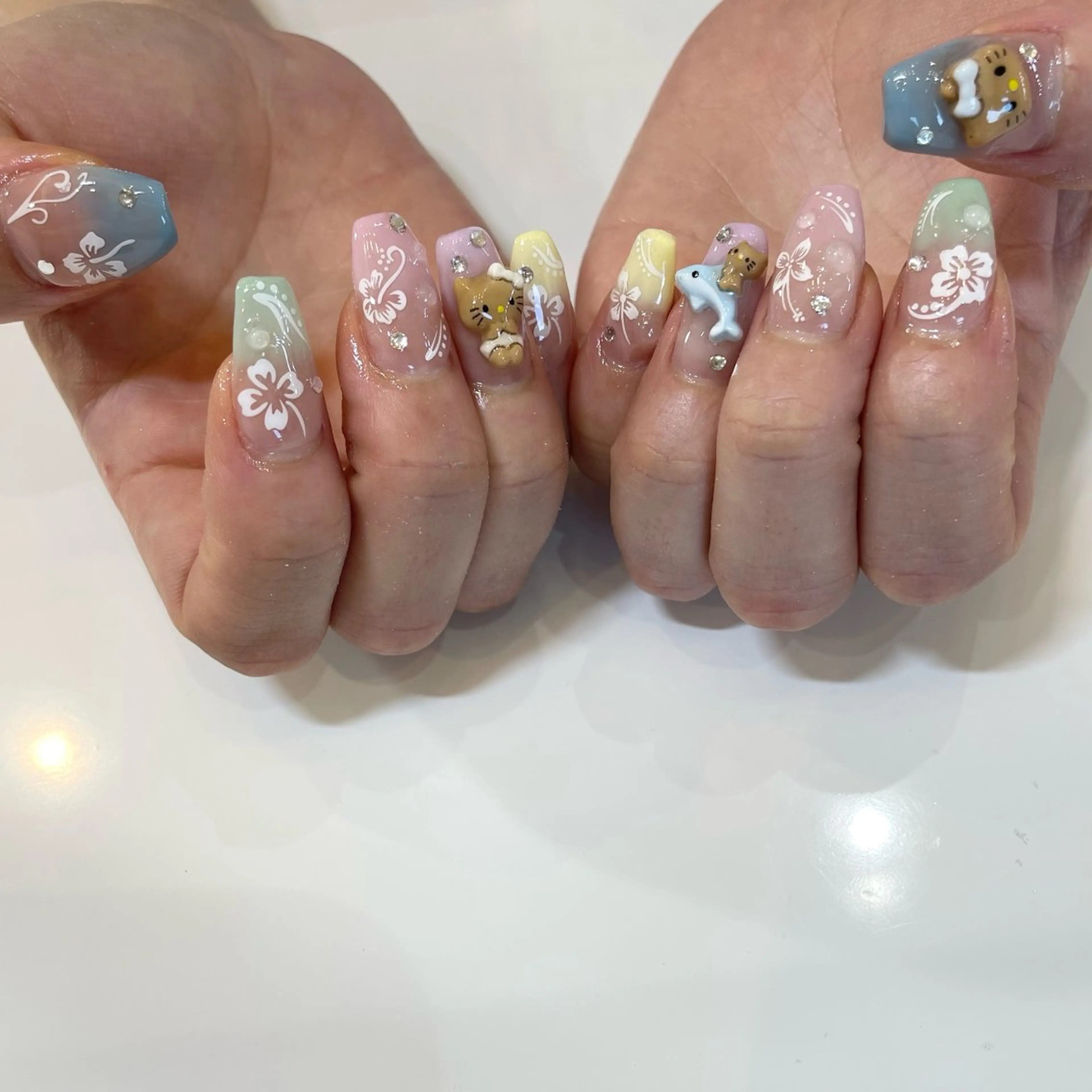 ネイル Nail Salon Gummi.のネイルデザイン