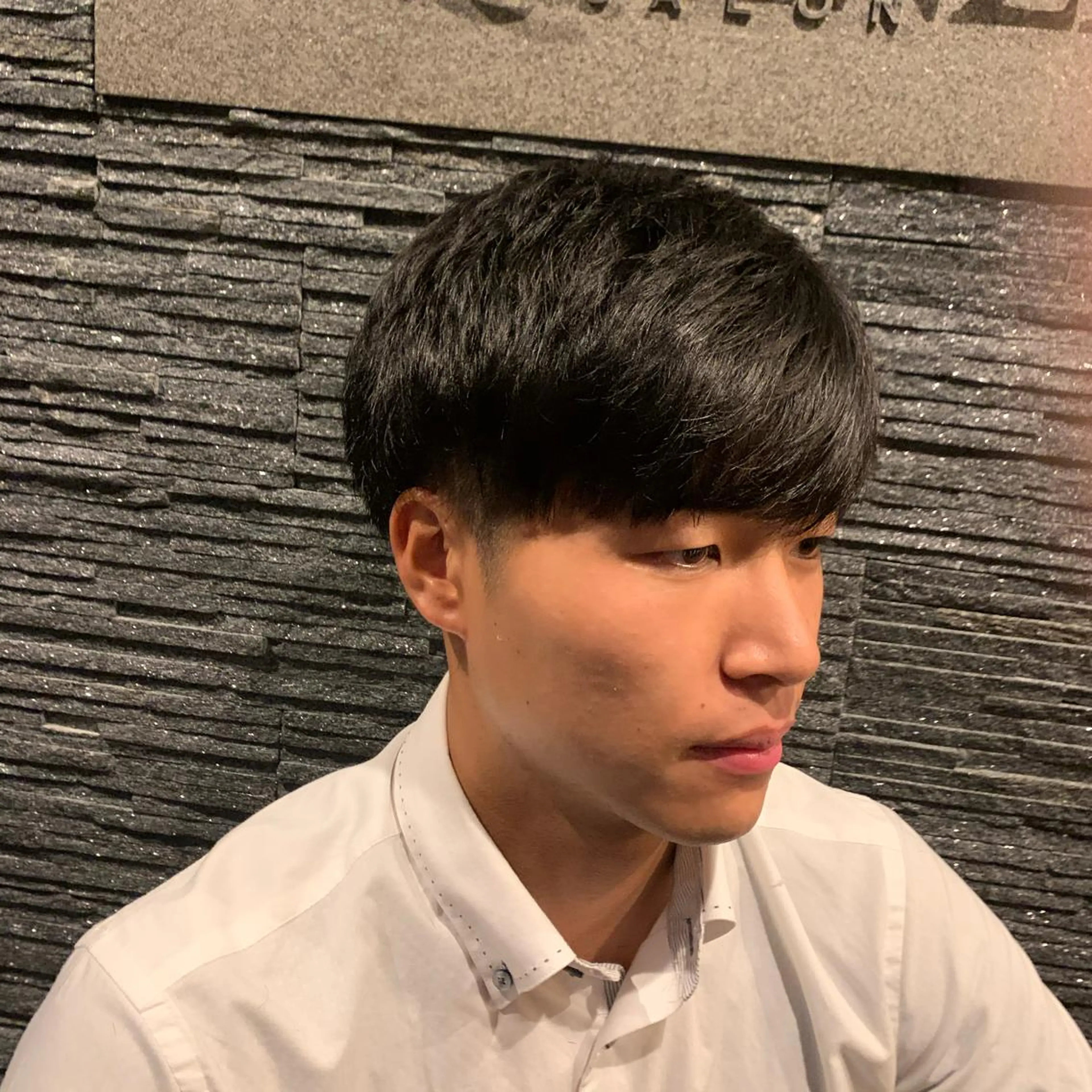 メンズ マッシュ ツーブロック 栗原 周太郎のヘアスタイル