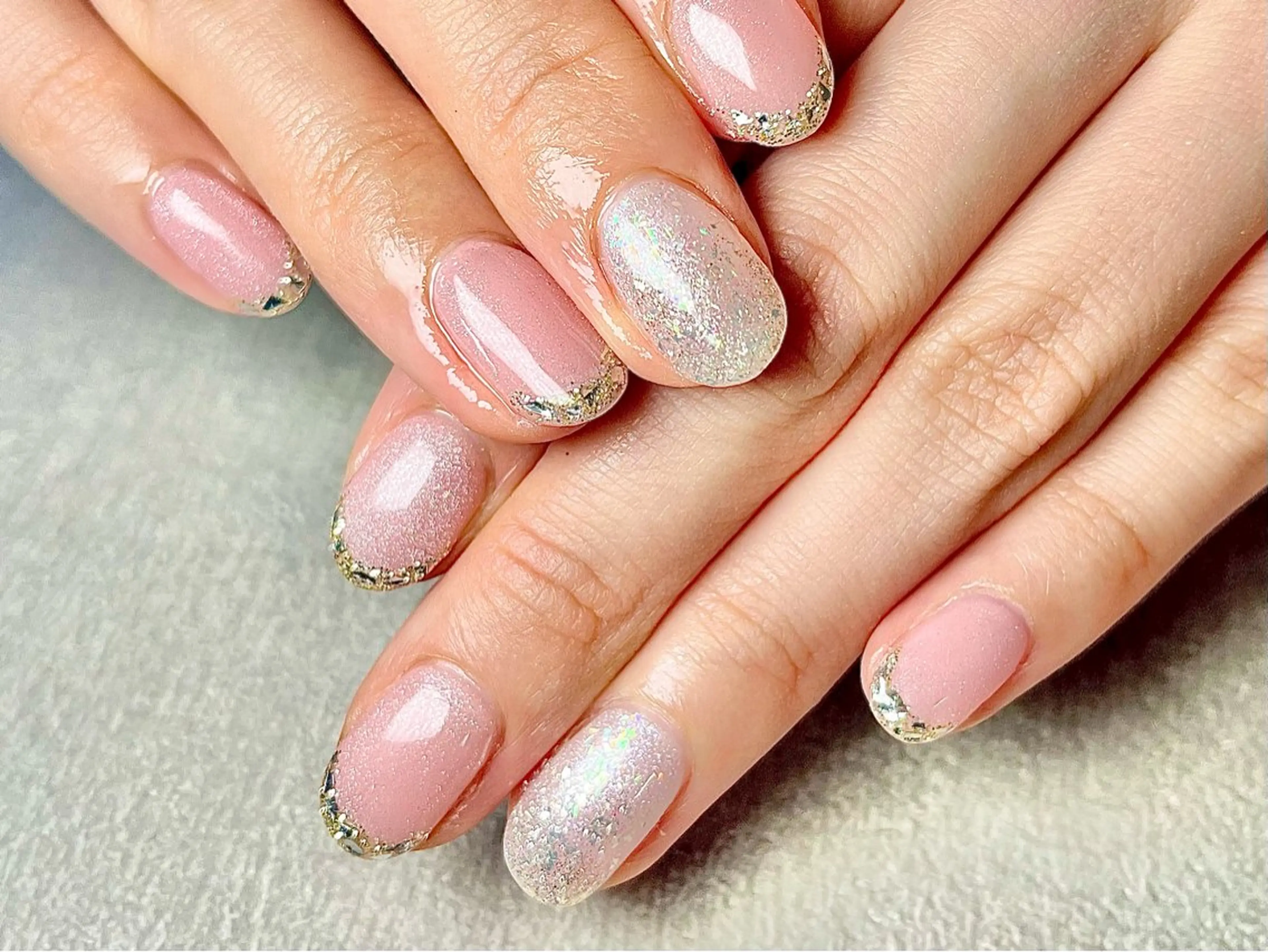 ネイル フレンチネイル ガラスフレンチ elu船橋店 KAORIのネイルデザイン